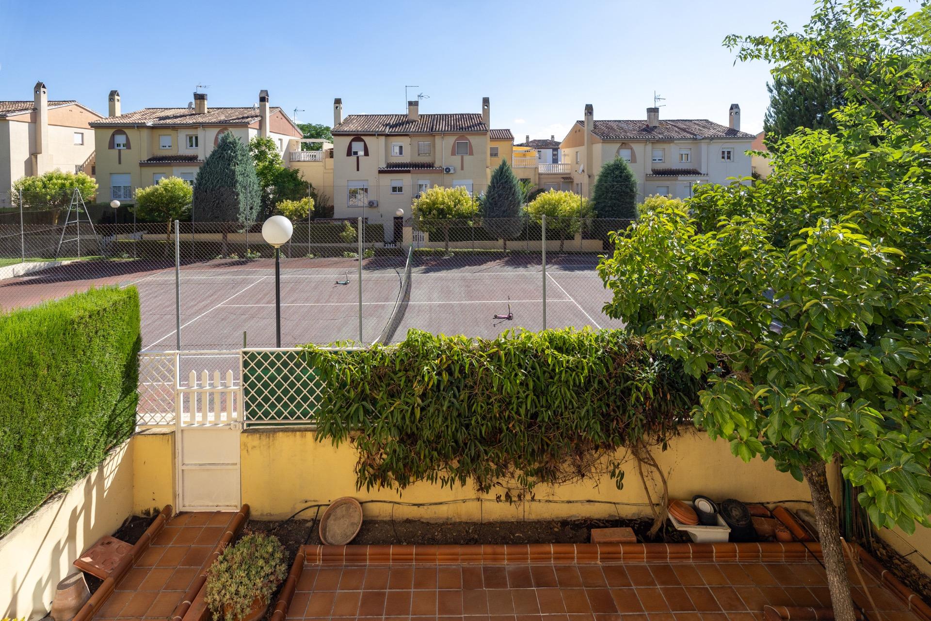 Fantástica vivienda en Loma Linda, vistas panorámicas y zona - foto 12