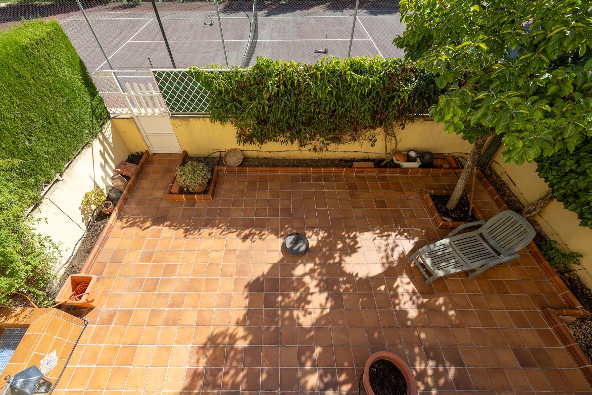Fantástica vivienda en Loma Linda, vistas panorámicas y zona - foto 13
