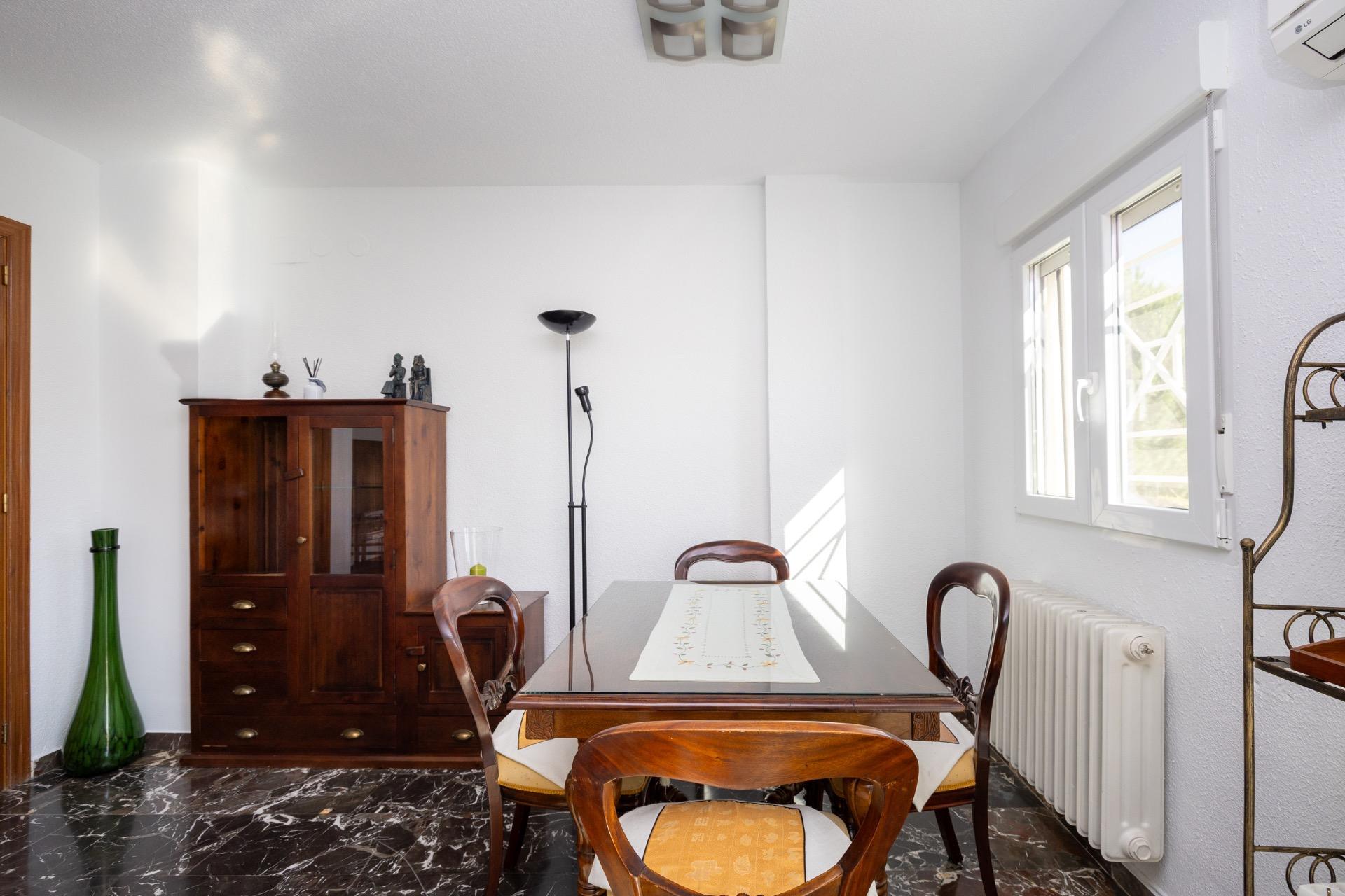 Fantástica vivienda en Loma Linda, vistas panorámicas y zona - foto 14