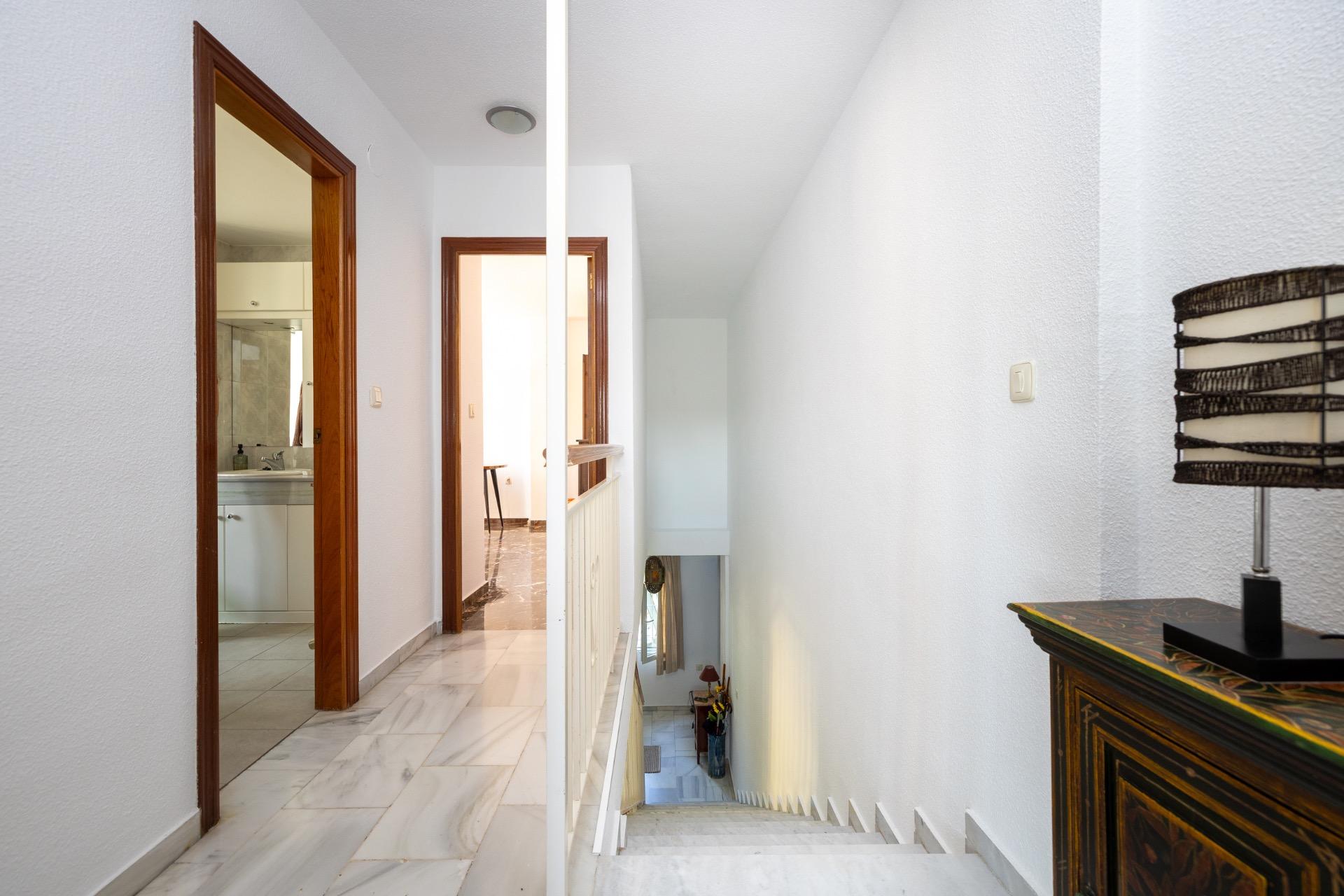 Fantástica vivienda en Loma Linda, vistas panorámicas y zona - foto 23