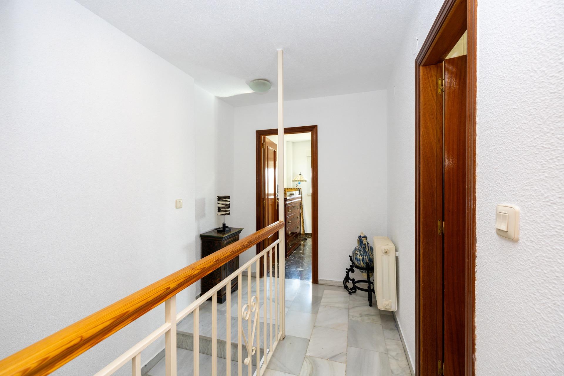 Fantástica vivienda en Loma Linda, vistas panorámicas y zona - foto 24