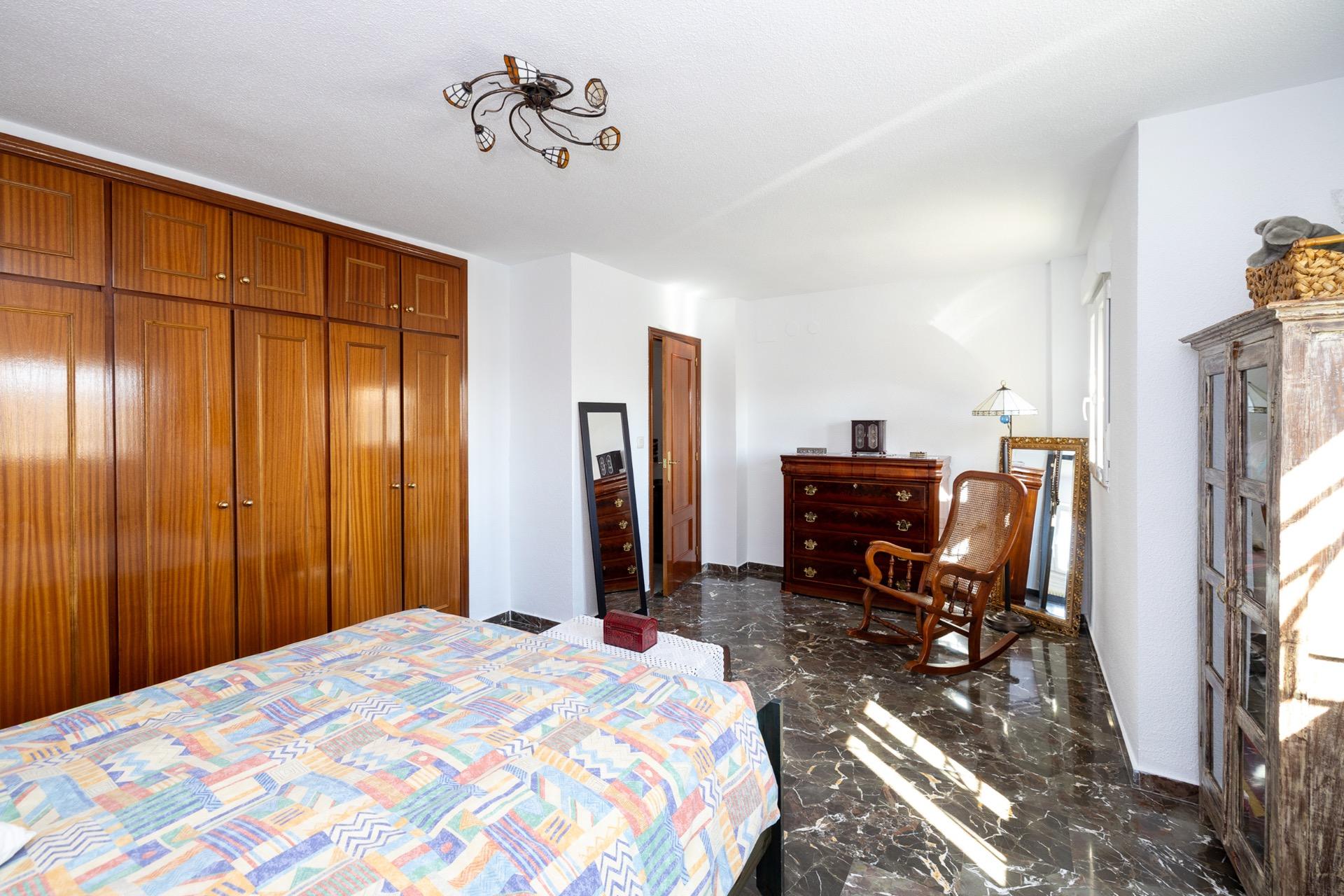 Fantástica vivienda en Loma Linda, vistas panorámicas y zona - foto 26
