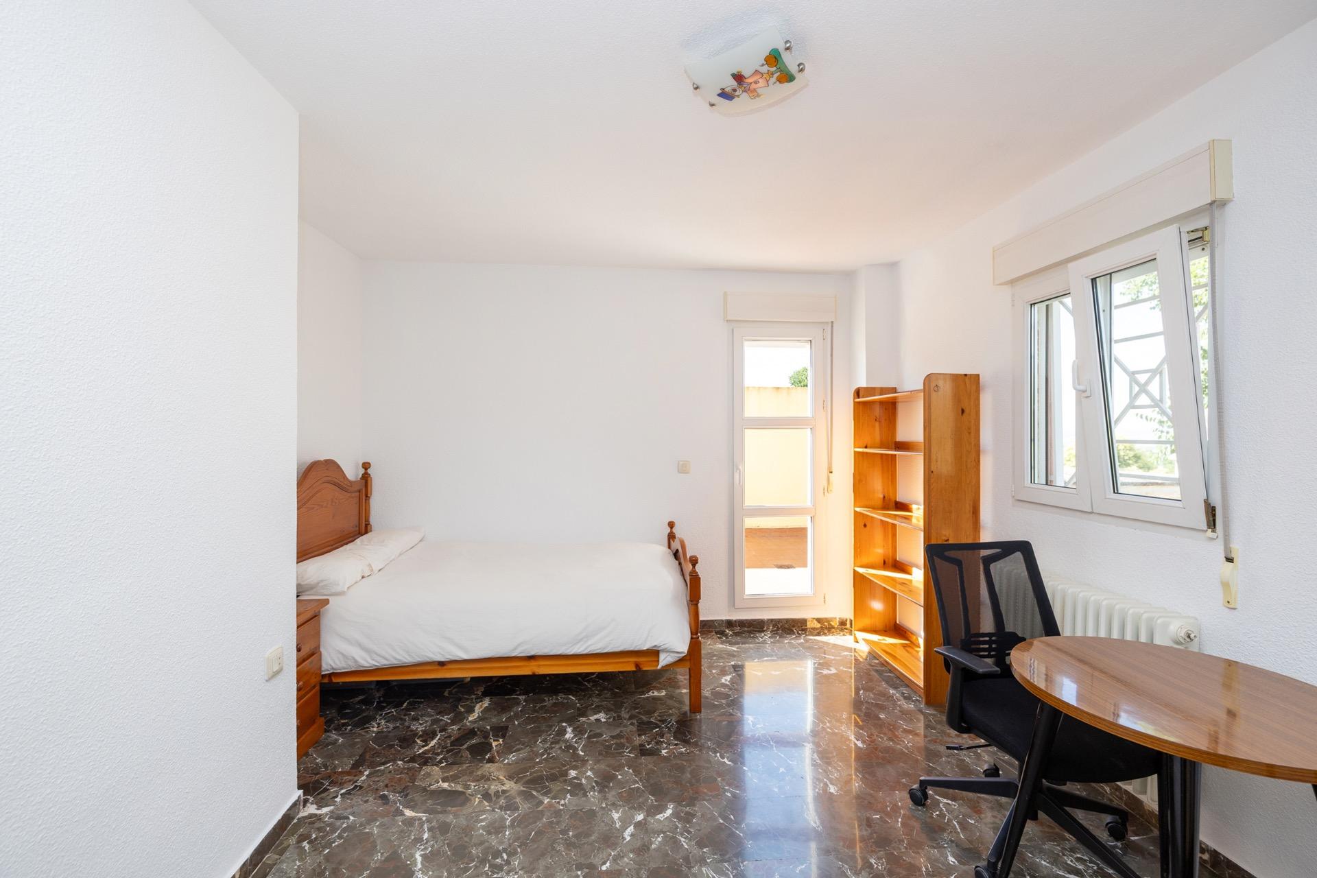 Fantástica vivienda en Loma Linda, vistas panorámicas y zona - foto 28
