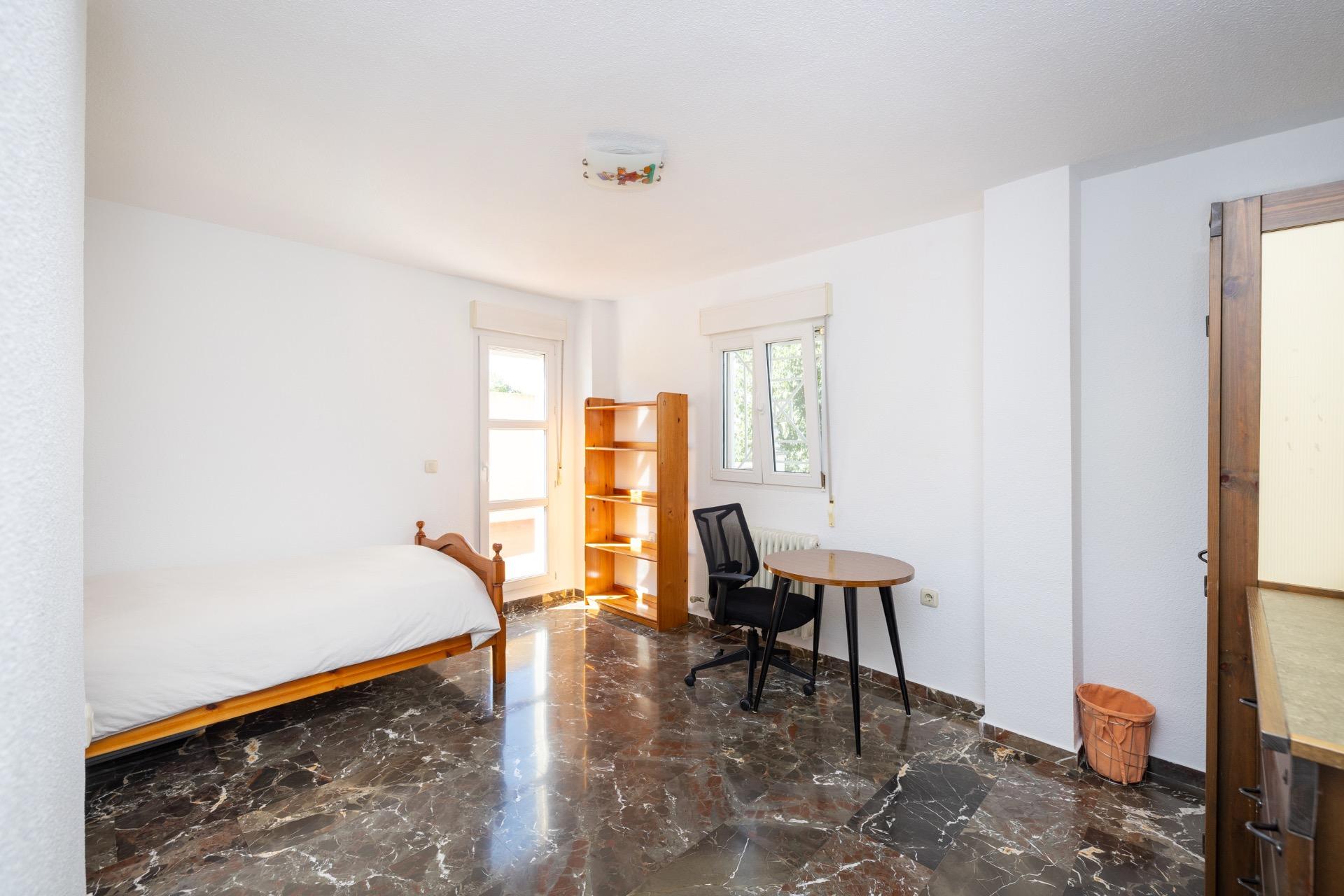 Fantástica vivienda en Loma Linda, vistas panorámicas y zona - foto 30
