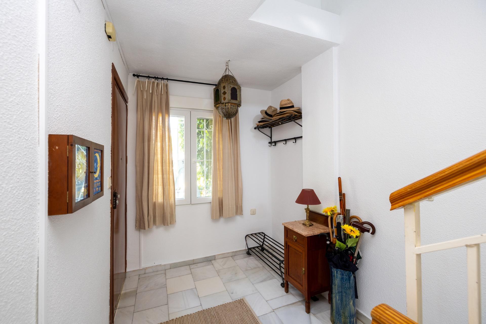 Fantástica vivienda en Loma Linda, vistas panorámicas y zona - foto 8