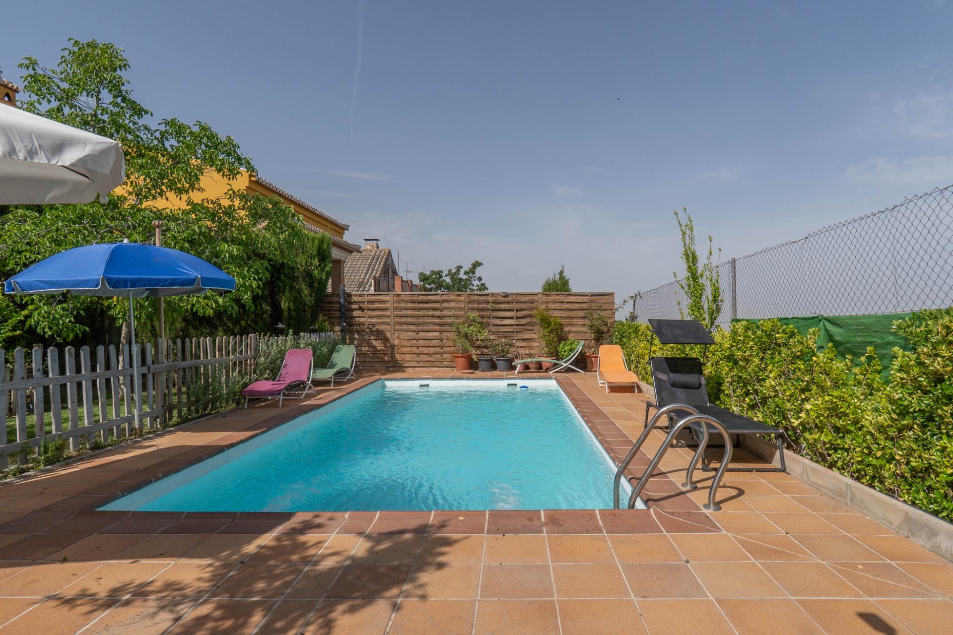 Precioso chalet independiente con piscina en cumbres verdes - foto 35