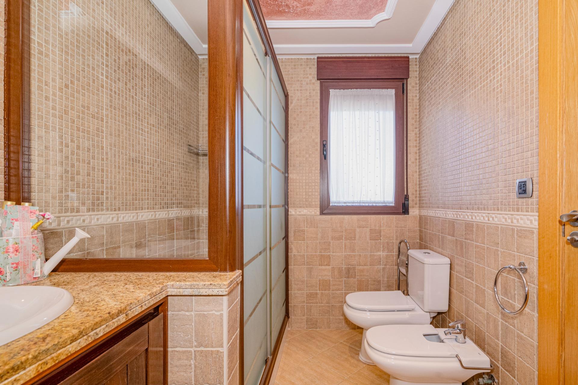 ADOSADA DE ENSUEÑO EN LA ZUBIA - foto 45