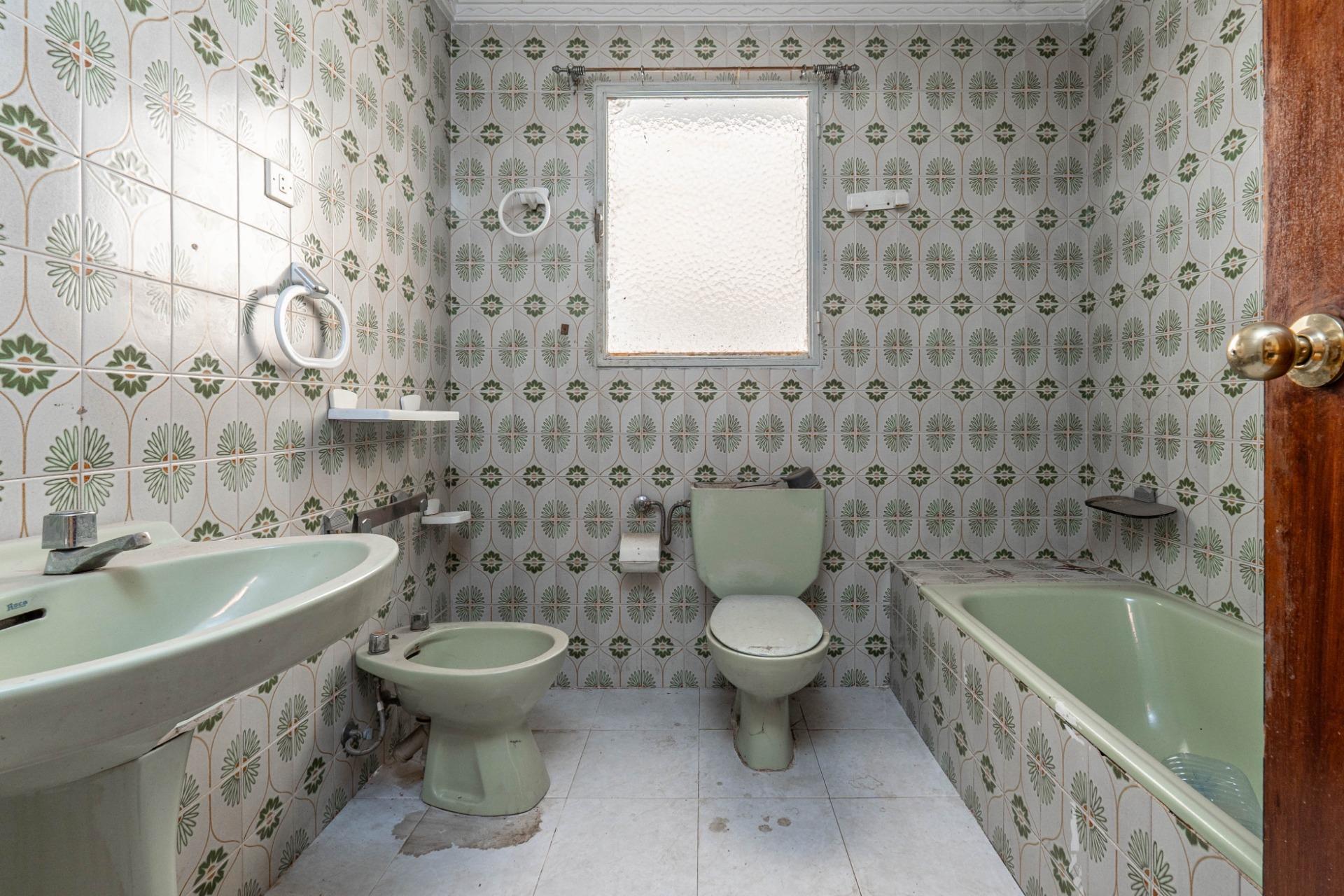 SE VENDE CASA CON UNA PARCELA DE 461 m2 (EN EL CENTRO DE LOS - foto 11