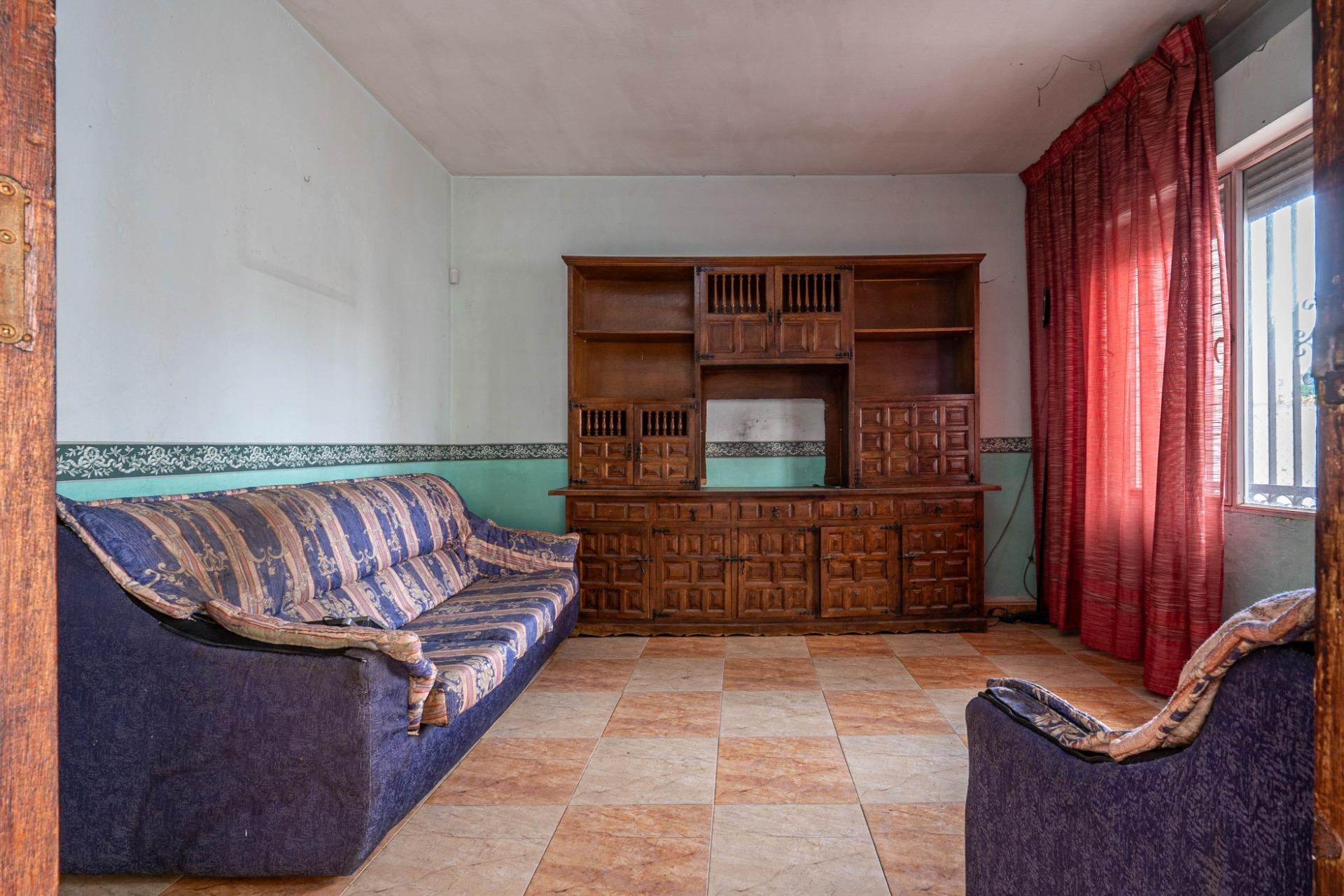 SE VENDE CASA CON UNA PARCELA DE 461 m2 (EN EL CENTRO DE LOS - foto 4