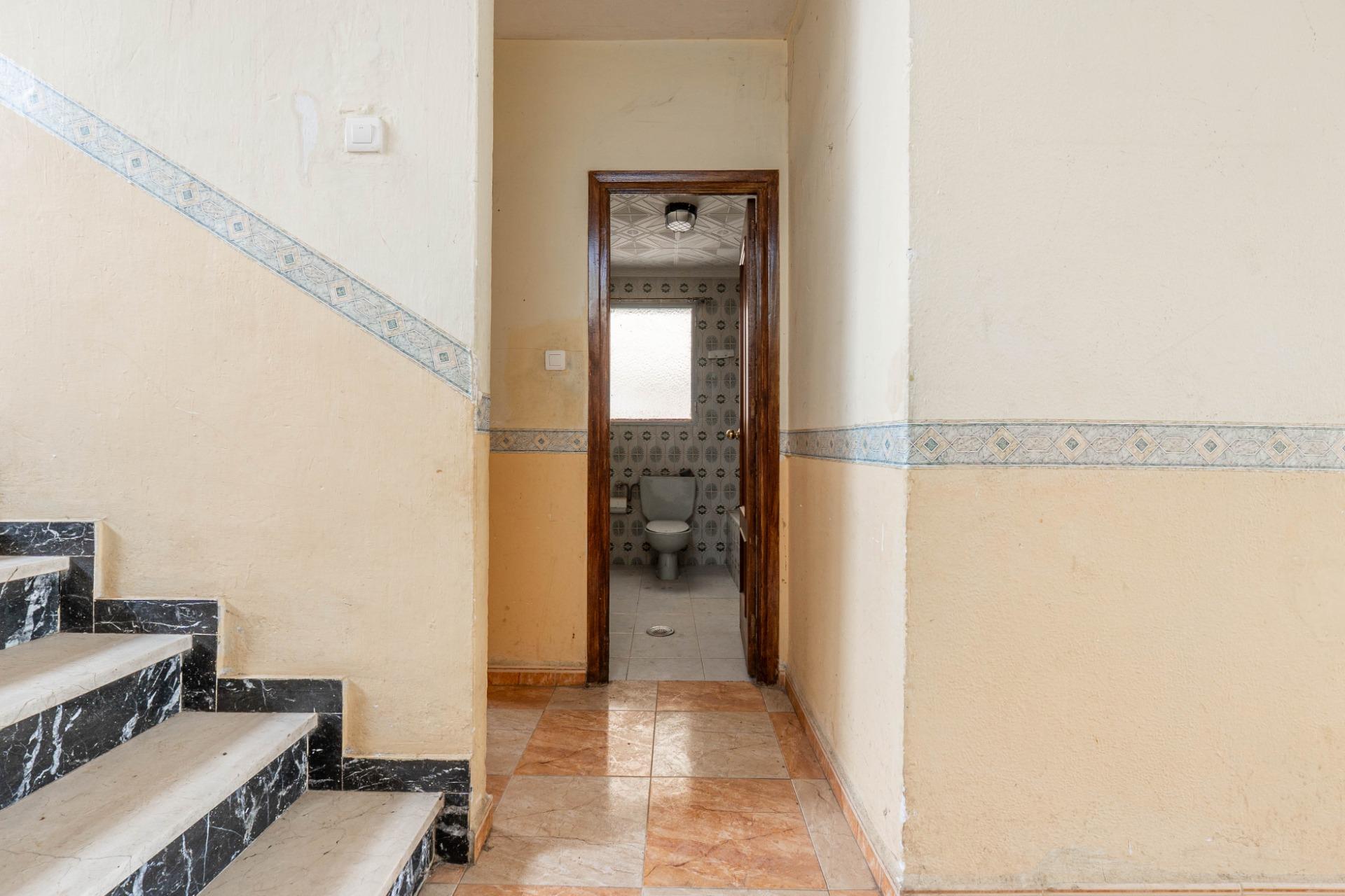 SE VENDE CASA CON UNA PARCELA DE 461 m2 (EN EL CENTRO DE LOS - foto 9