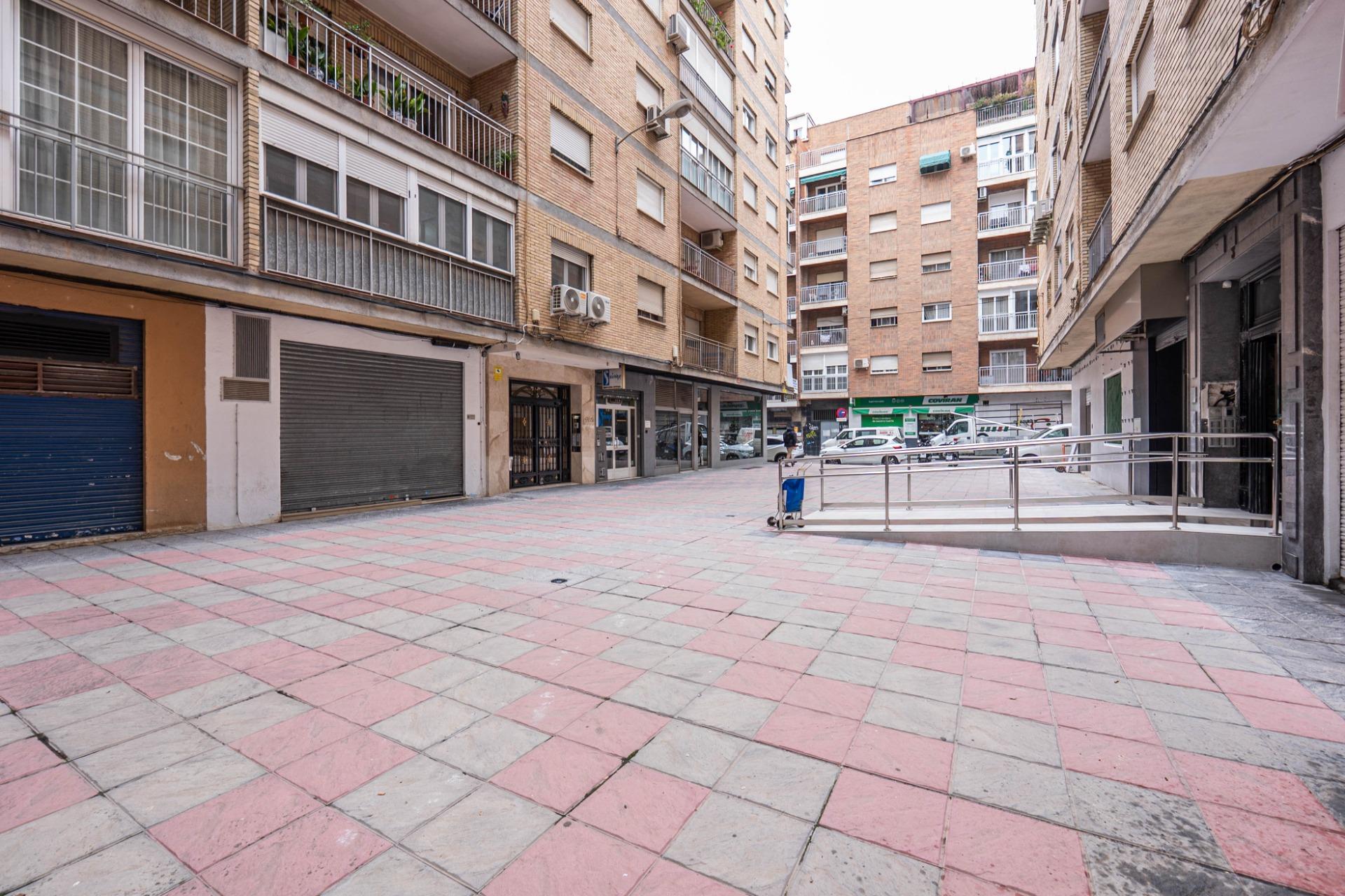 Piso boutique para entrar a vivir de 3 dormitorios y 2 baños - foto 4