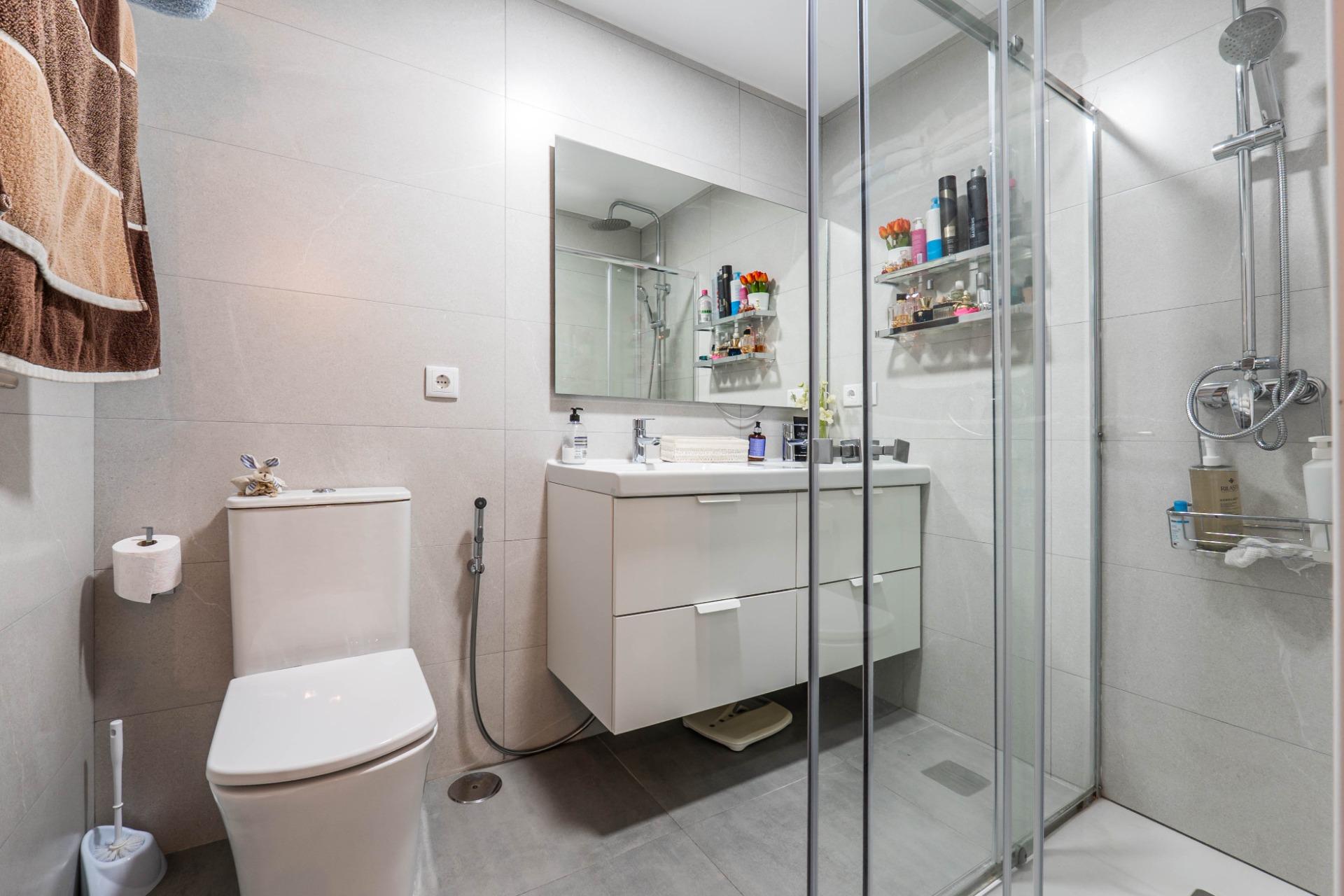 Piso boutique para entrar a vivir de 3 dormitorios y 2 baños - foto 37