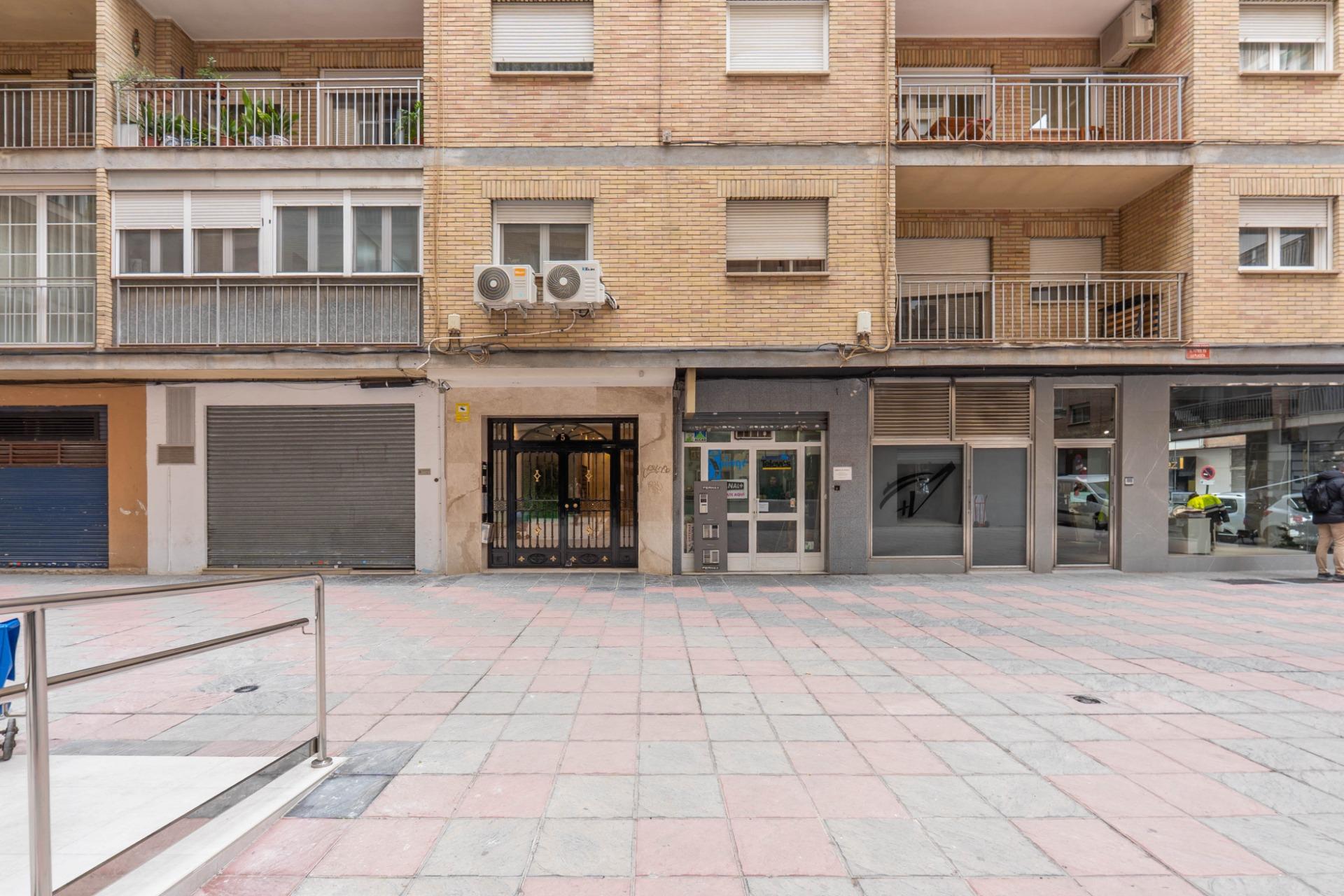 Piso boutique para entrar a vivir de 3 dormitorios y 2 baños - foto 5