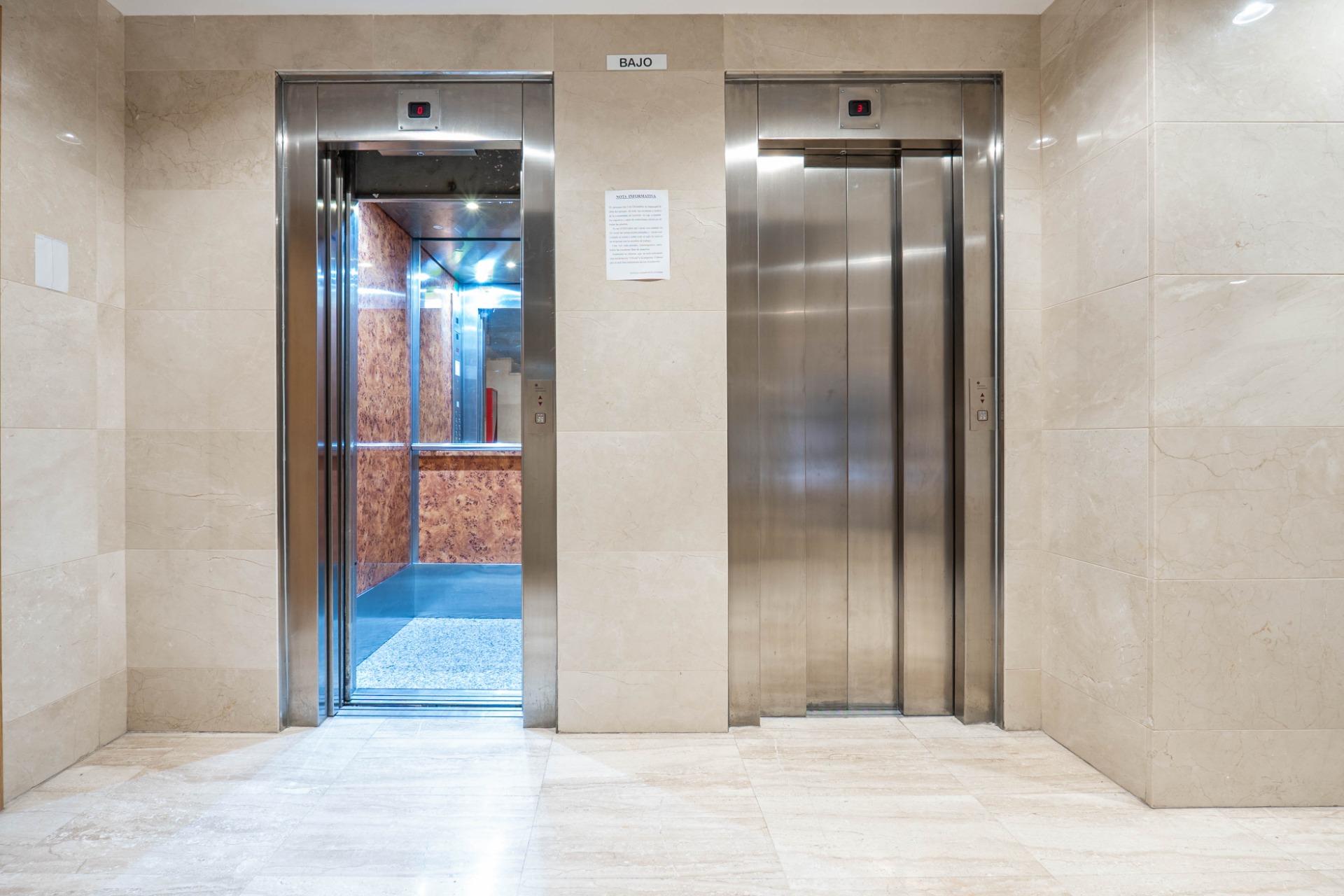 Piso boutique para entrar a vivir de 3 dormitorios y 2 baños - foto 10