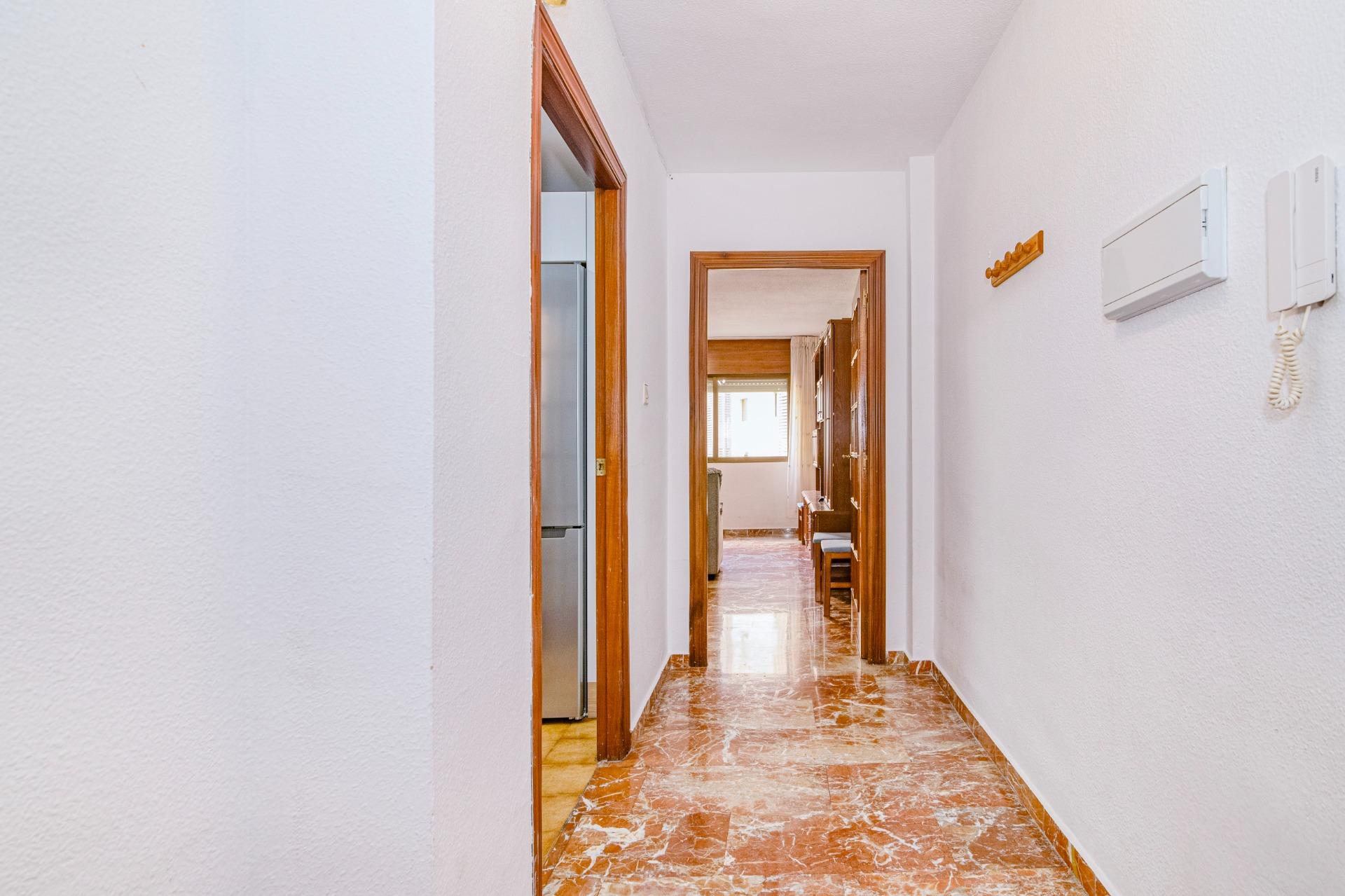 Amplio piso situado en el emblemático Edificio Presidente en - foto 16
