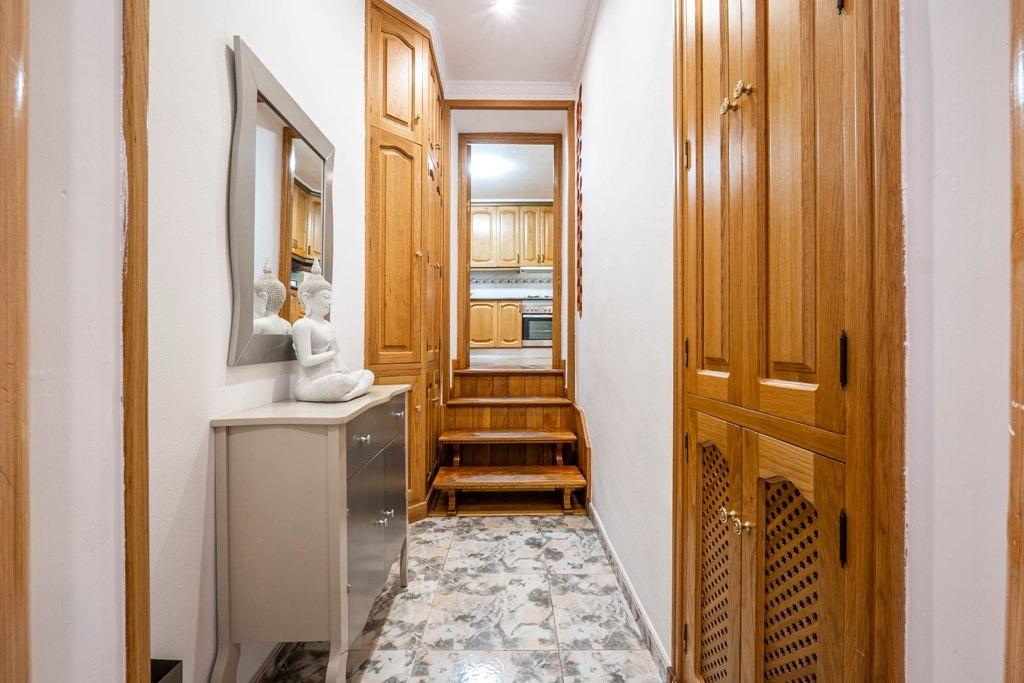 Piso reformado, con 3 dormitorios y 1 baño en pleno centro d - foto 13
