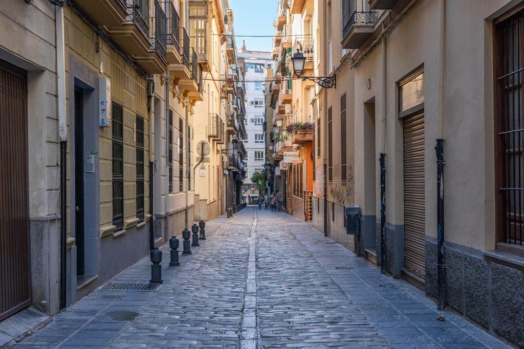 Piso reformado, con 3 dormitorios y 1 baño en pleno centro d - foto 43