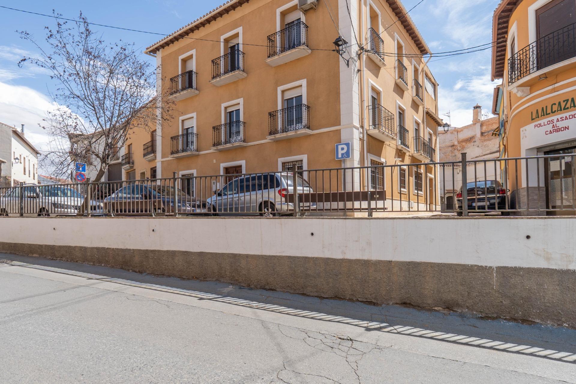 Edificio en Venta en Guadix - Oportunidad de Inversión