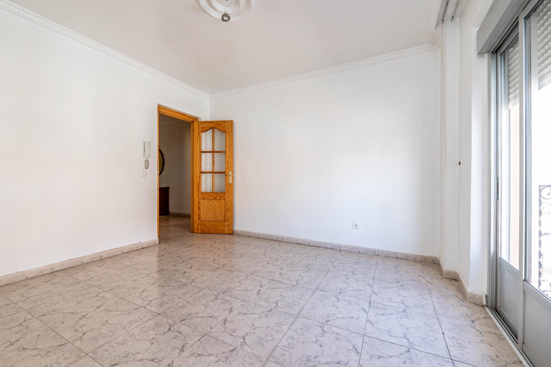 Edificio en Venta en Guadix - Oportunidad de Inversión - foto 9