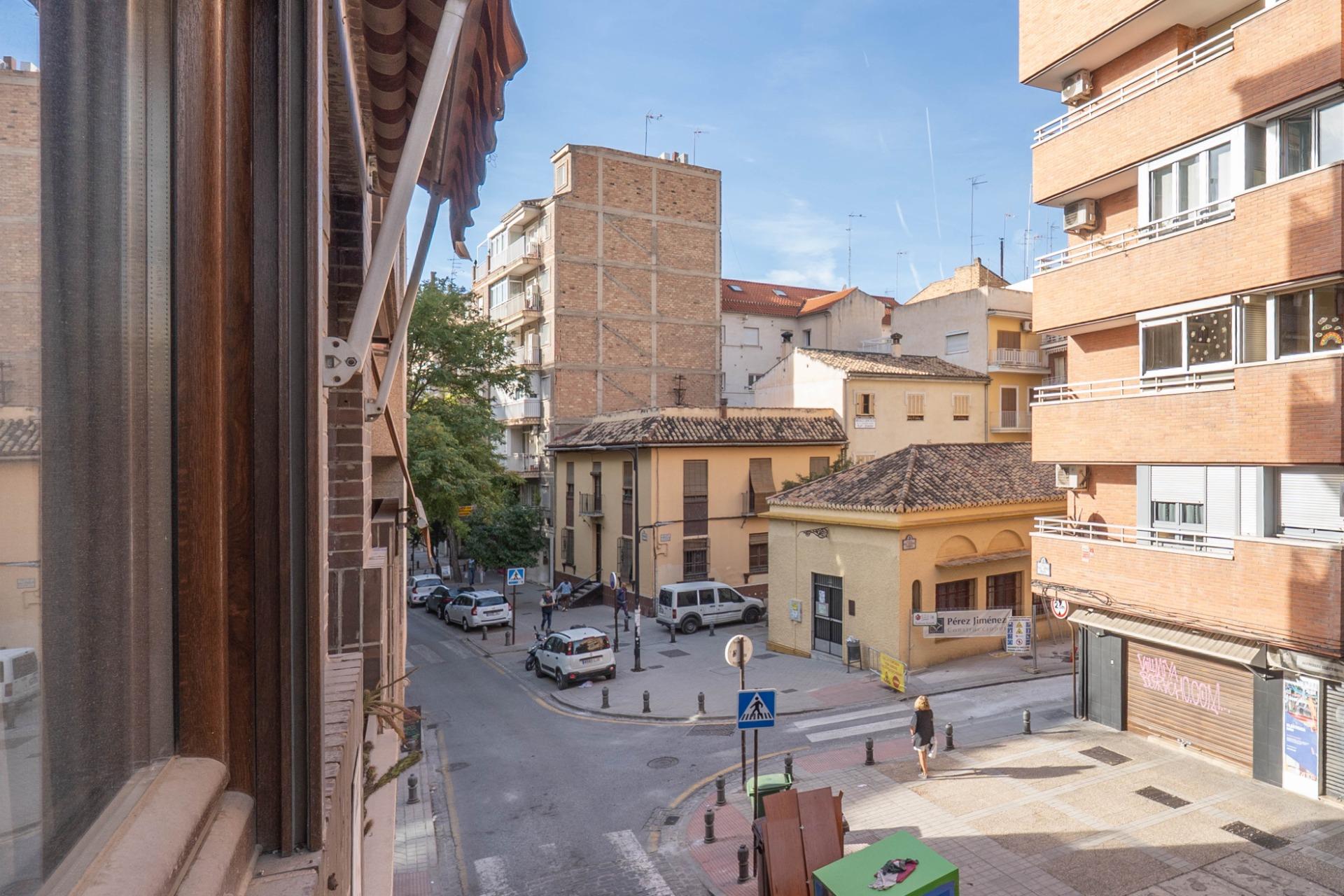¿Quieres vivir en el centro con todas las comodidades? - foto 7
