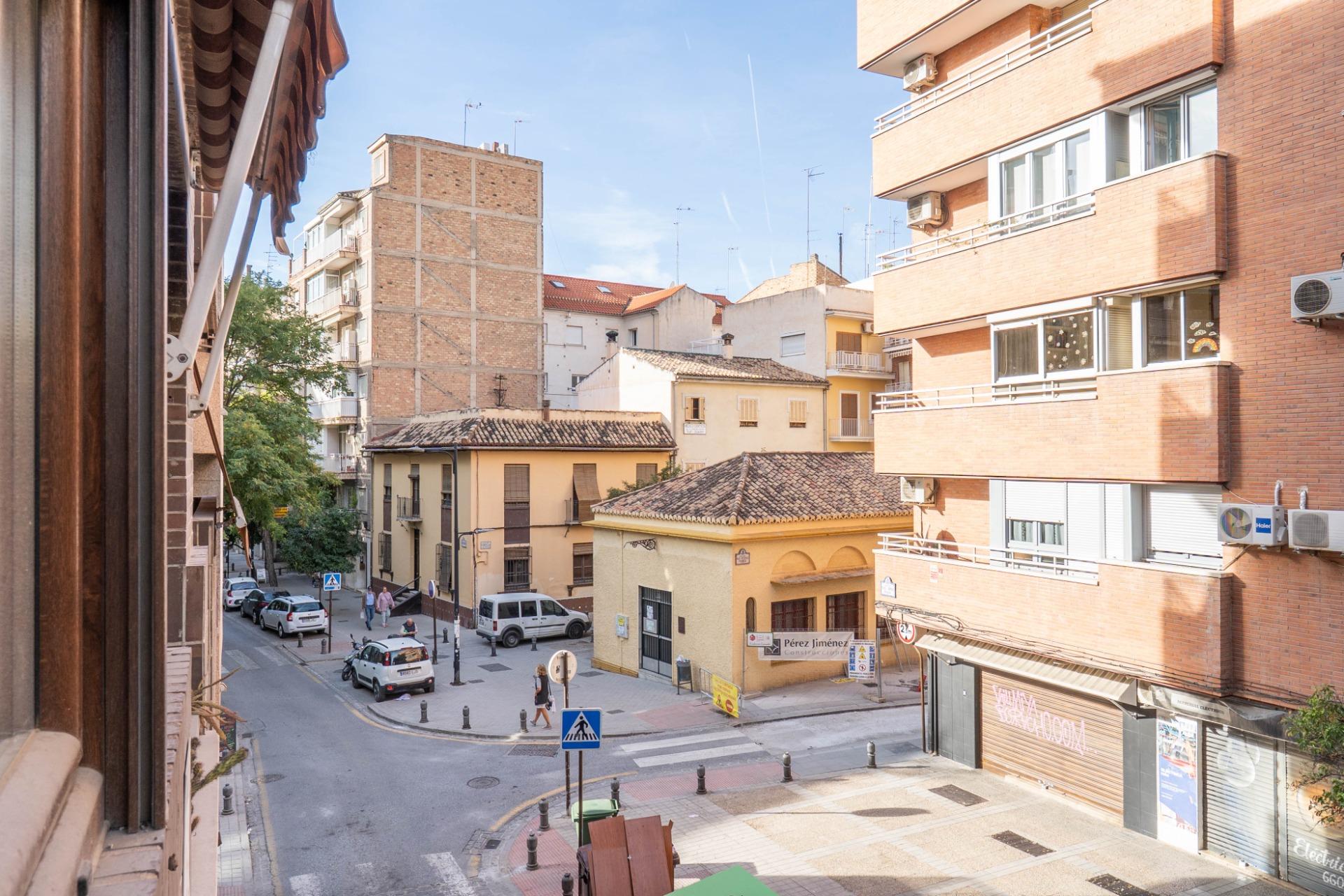 ¿Quieres vivir en el centro con todas las comodidades? - foto 8
