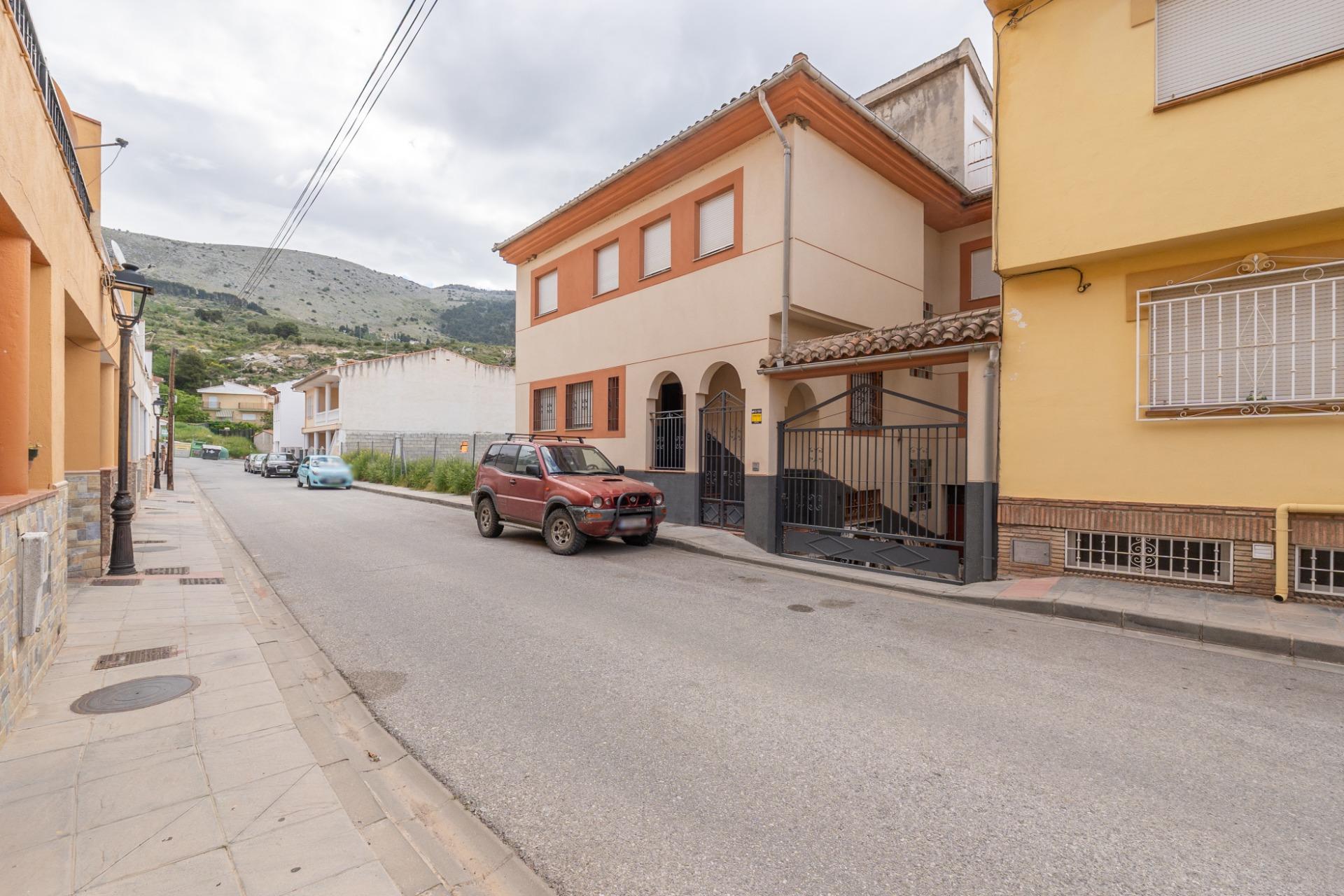 Magnífica Casa en Alfacar con Vistas a la Montaña - foto 3