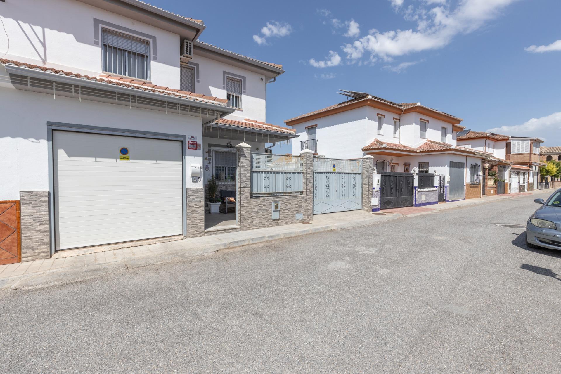 Chalet 3 habitaciones 113m² en venta - Zona aeropuerto - foto 4