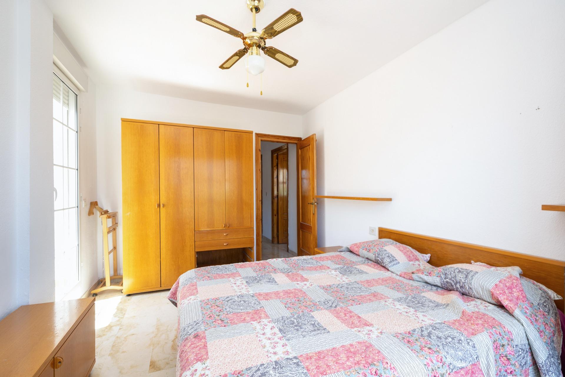 CASA ADOSADA CON PISCINA PRIVADA, JARDÍN Y SÓTANO CON CHIMEN - foto 43