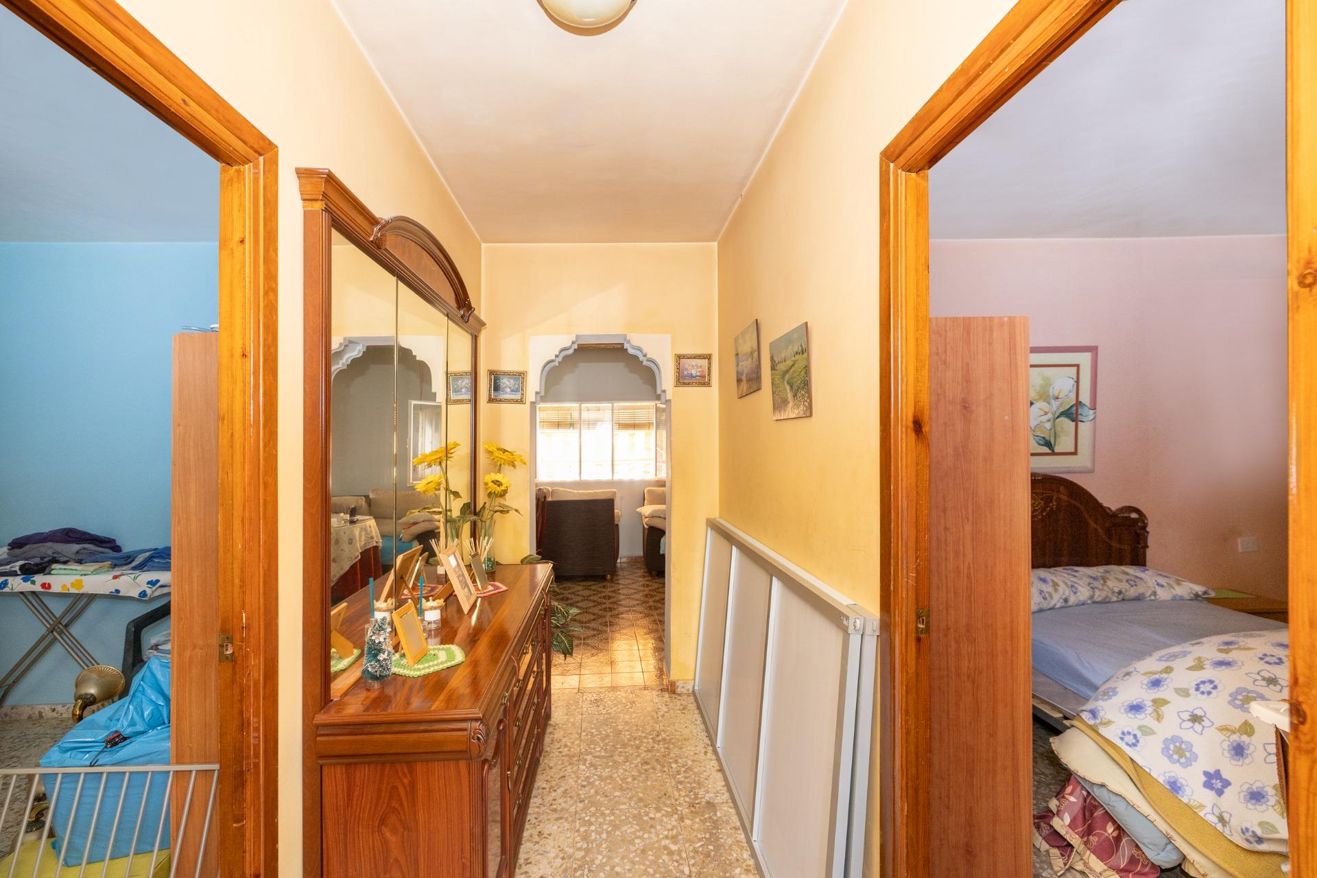 Barrio de Monachil--Casa con 3 viviendas independientes en u - foto 43