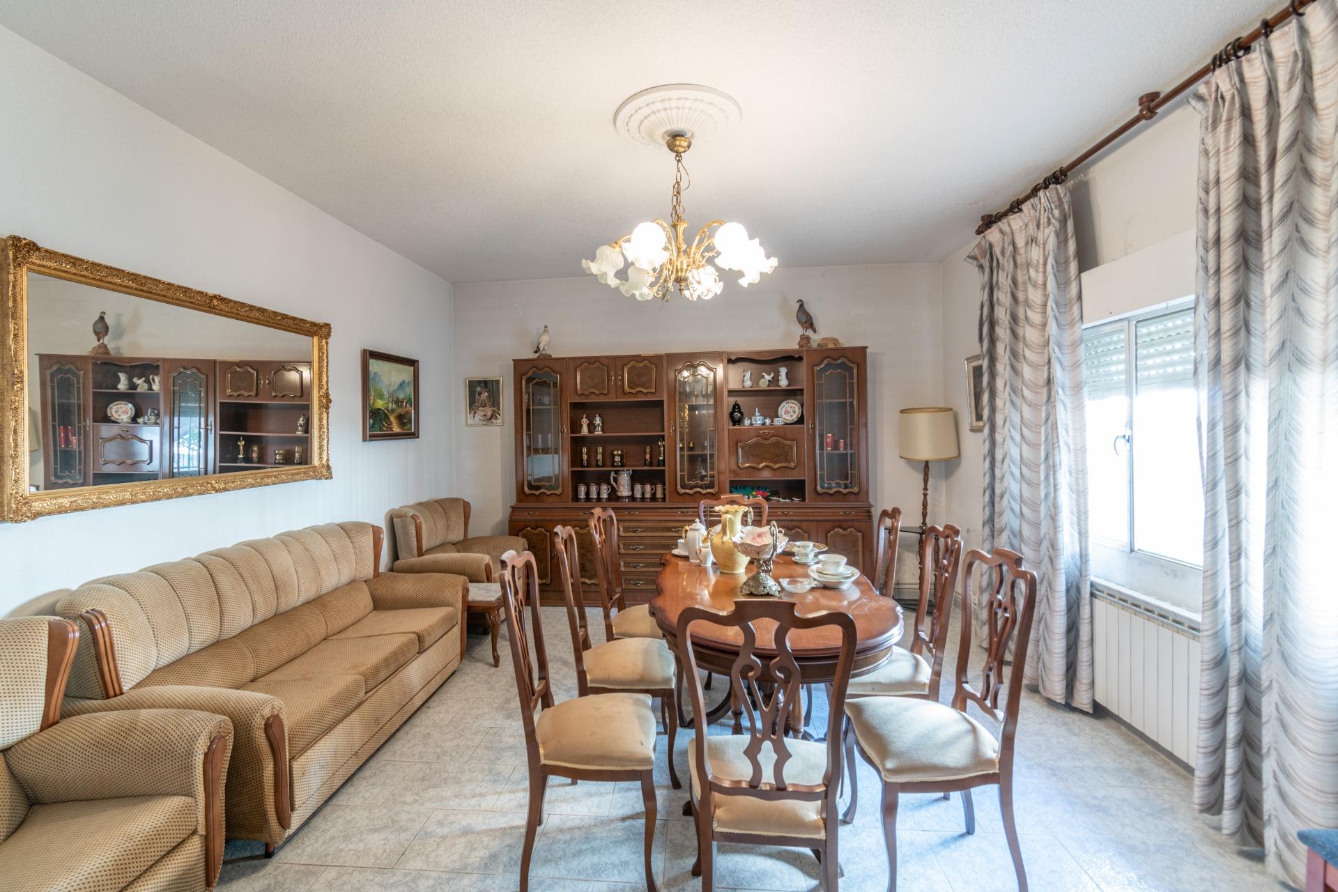 AMPLIA VIVIENDA EN AMBROZ CON GRAN PARCELA - foto 18