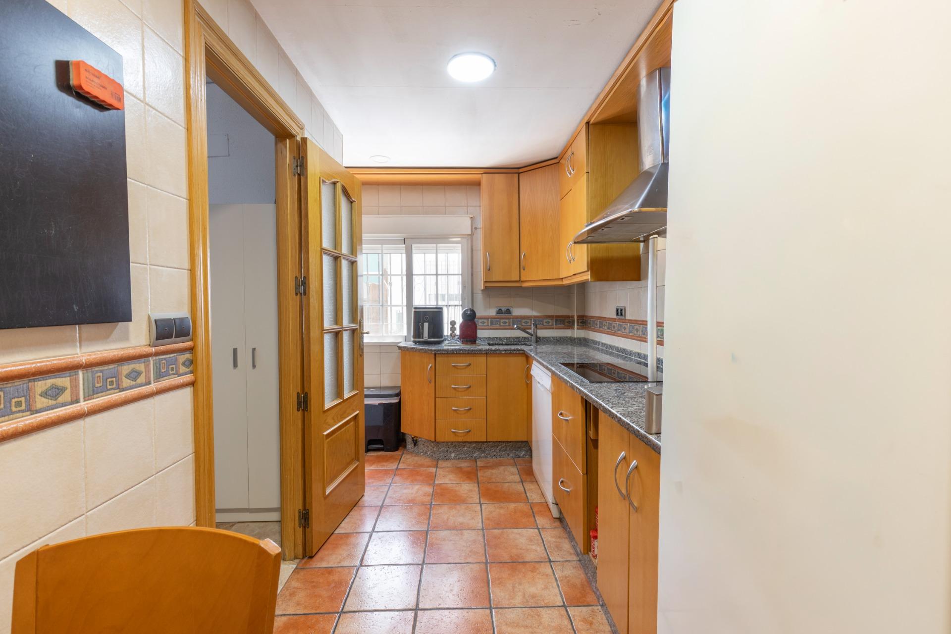 OPORTUNIDAD EN VENTA DE CASA ADOSADA DE TRES DORMITORIOS EN  - foto 12