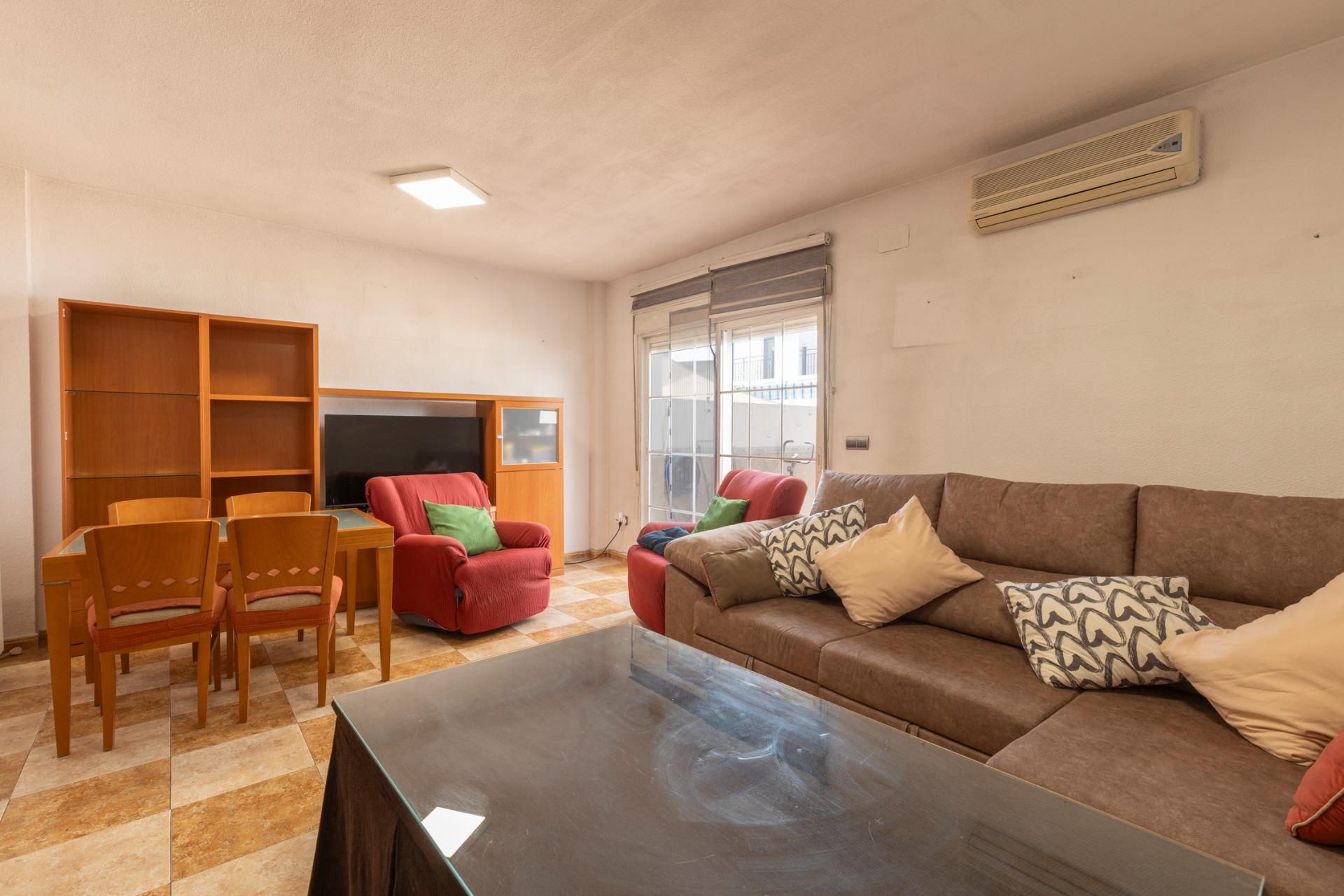 OPORTUNIDAD EN VENTA DE CASA ADOSADA DE TRES DORMITORIOS EN  - foto 19