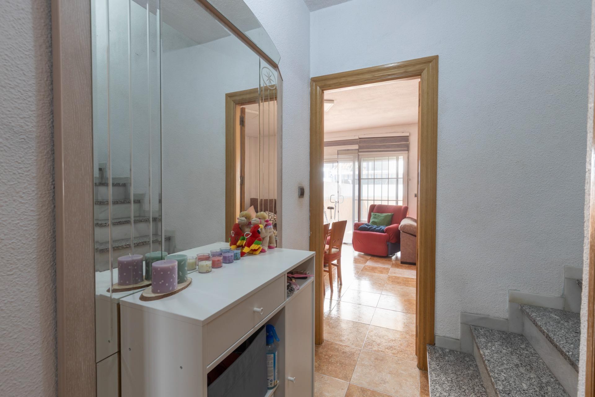 OPORTUNIDAD EN VENTA DE CASA ADOSADA DE TRES DORMITORIOS EN  - foto 27