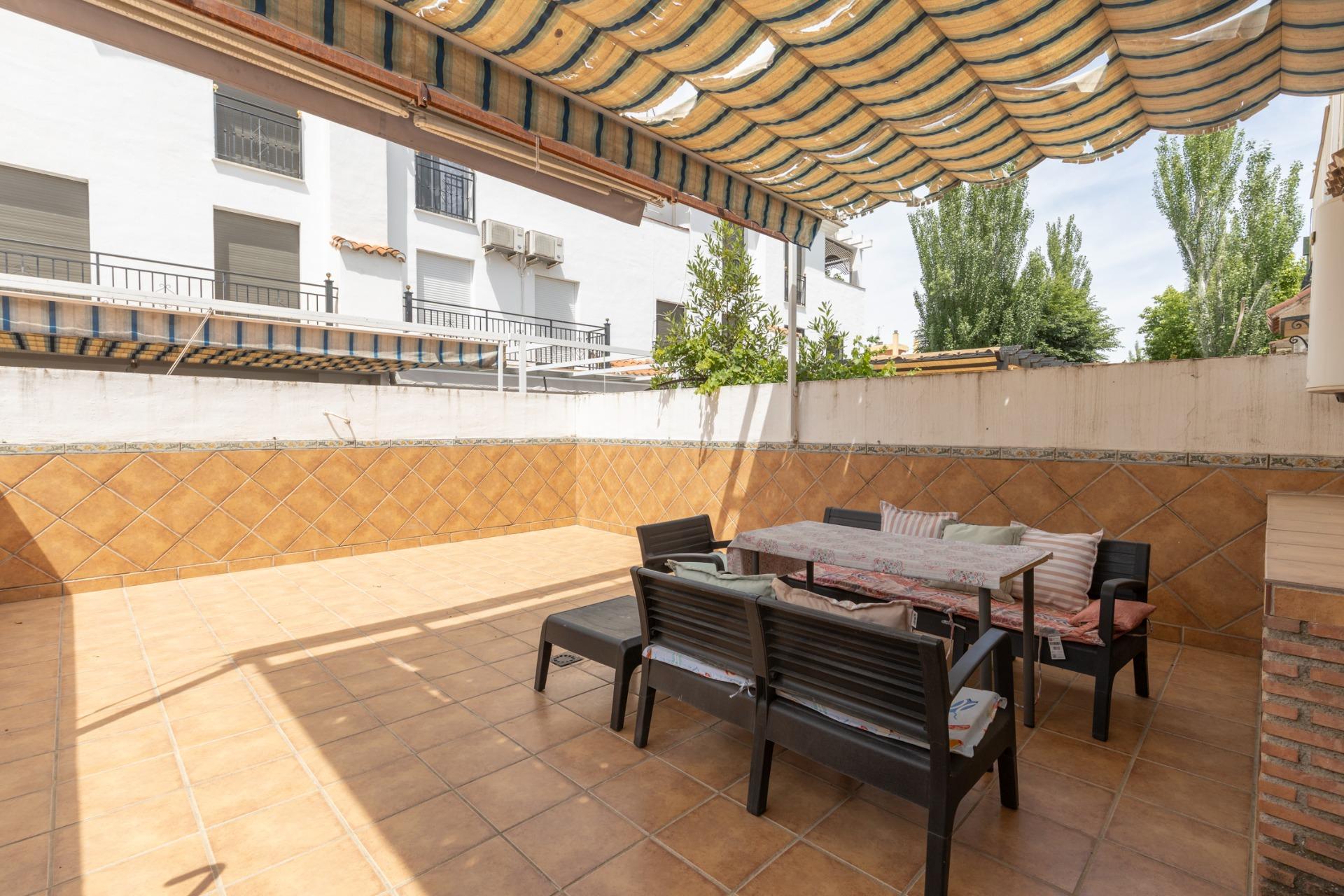 OPORTUNIDAD EN VENTA DE CASA ADOSADA DE TRES DORMITORIOS EN  - foto 4