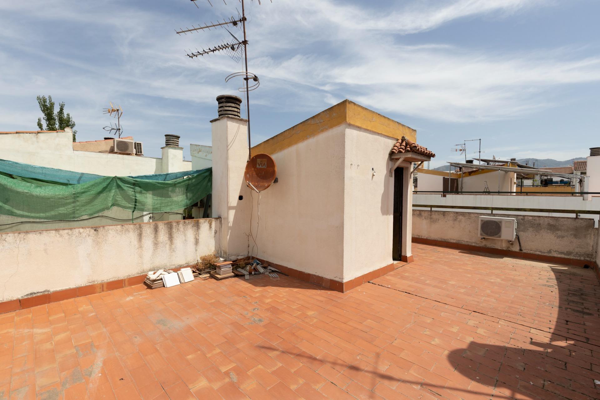 OPORTUNIDAD EN VENTA DE CASA ADOSADA DE TRES DORMITORIOS EN  - foto 33