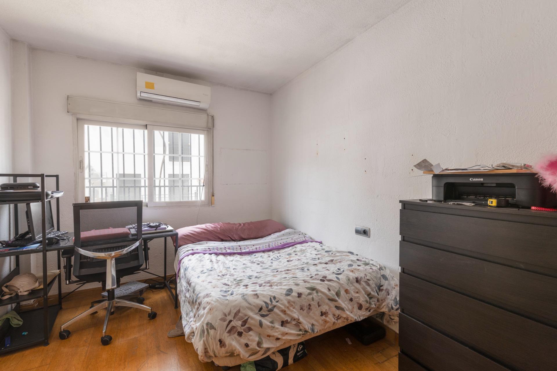 OPORTUNIDAD EN VENTA DE CASA ADOSADA DE TRES DORMITORIOS EN  - foto 38