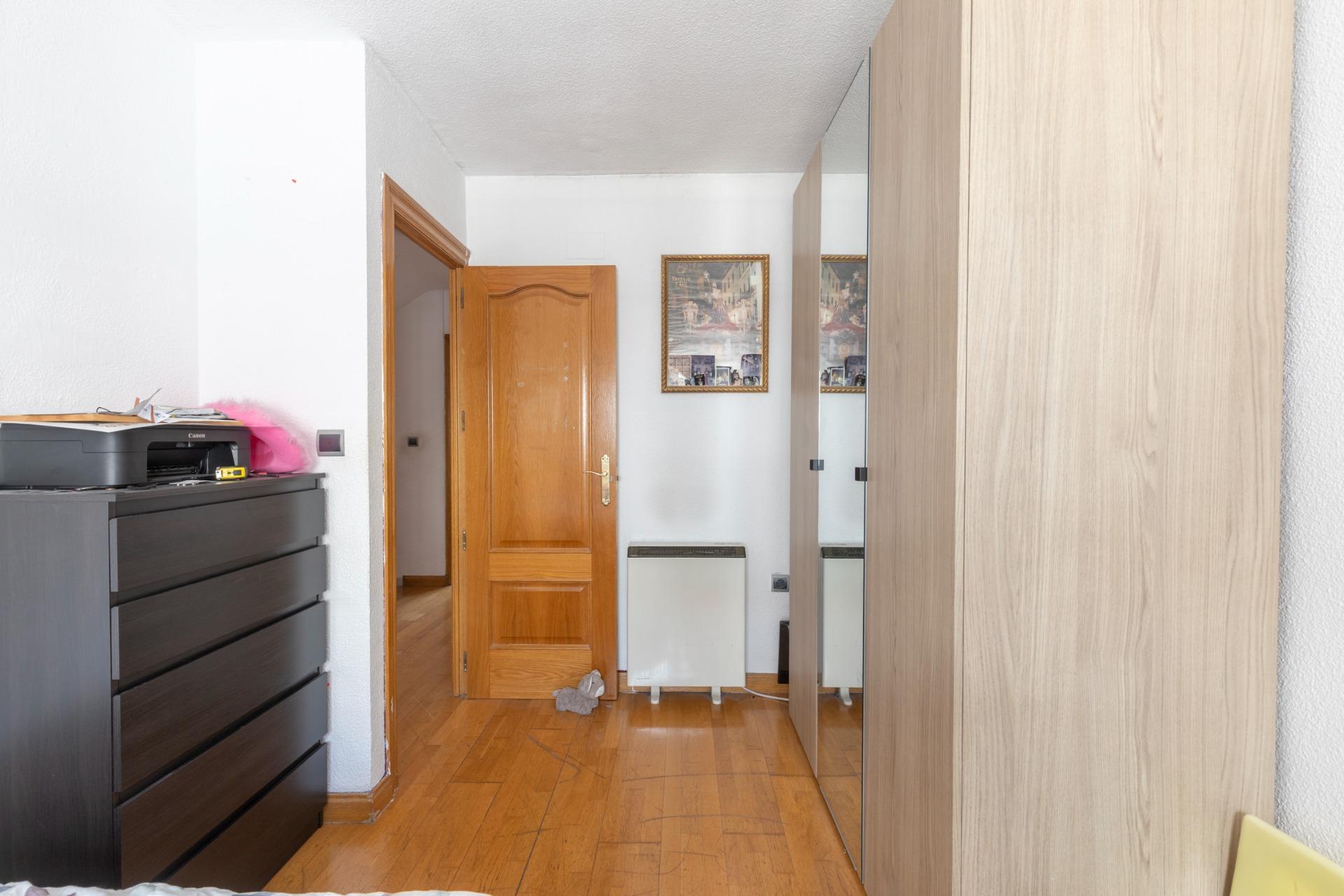 OPORTUNIDAD EN VENTA DE CASA ADOSADA DE TRES DORMITORIOS EN  - foto 39