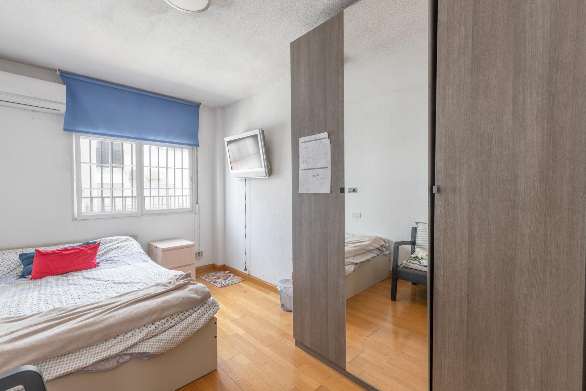 OPORTUNIDAD EN VENTA DE CASA ADOSADA DE TRES DORMITORIOS EN  - foto 40