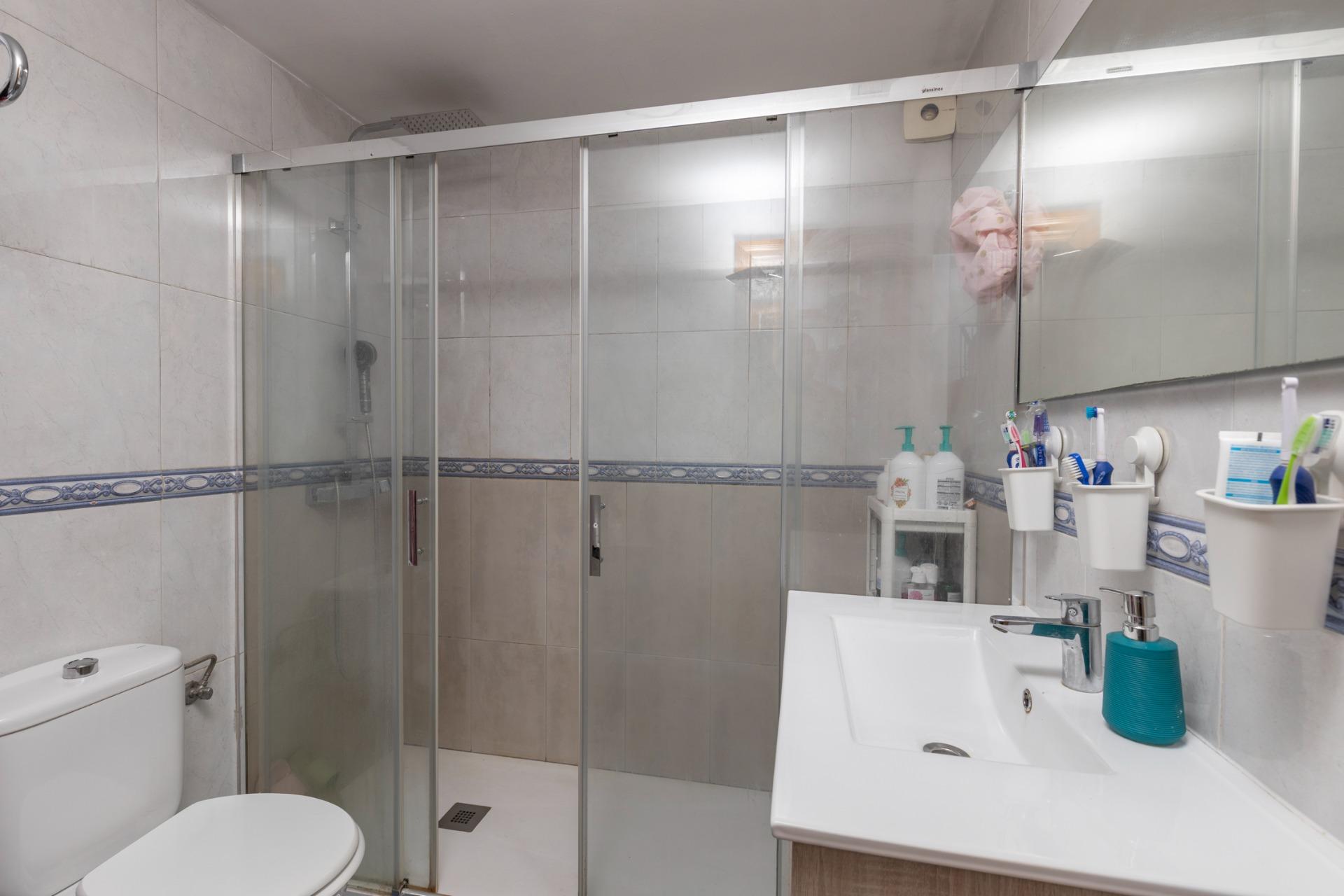 OPORTUNIDAD EN VENTA DE CASA ADOSADA DE TRES DORMITORIOS EN  - foto 43