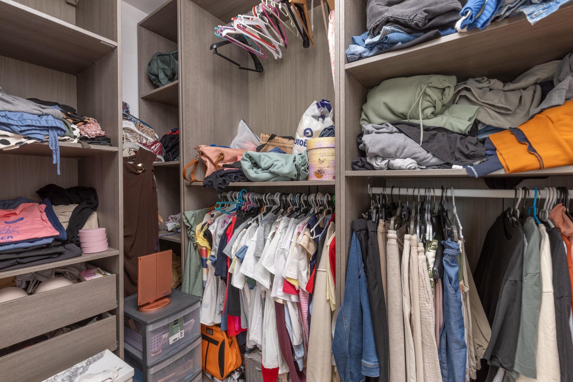 OPORTUNIDAD EN VENTA DE CASA ADOSADA DE TRES DORMITORIOS EN  - foto 46