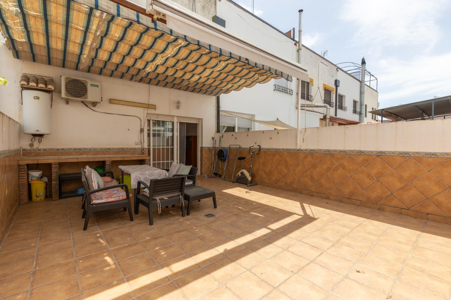 OPORTUNIDAD EN VENTA DE CASA ADOSADA DE TRES DORMITORIOS EN  - foto 8