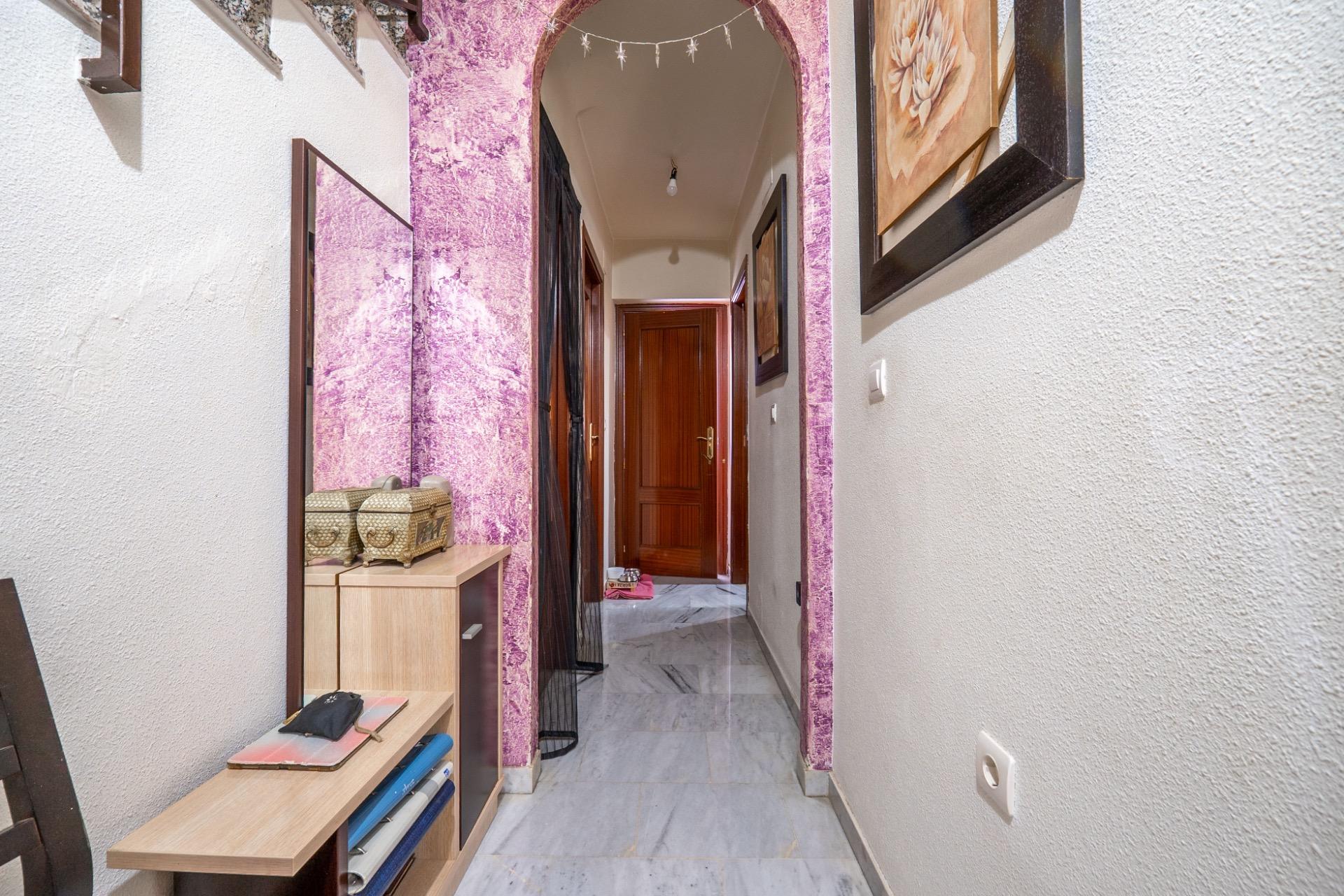 ¡MAGNIFICA CASA UNIFAMILIAR ADOSADA EN LOMALINDA, OGIJARES! - foto 11