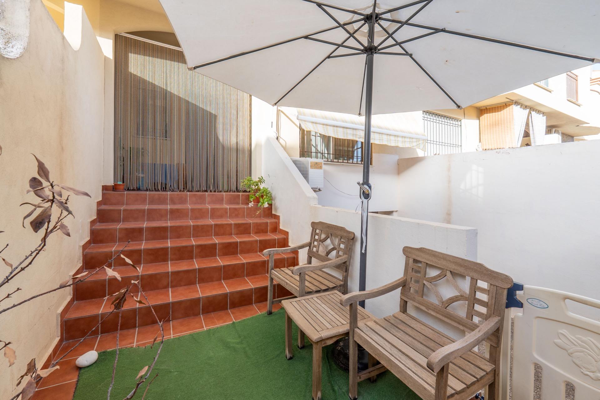 ¡MAGNIFICA CASA UNIFAMILIAR ADOSADA EN LOMALINDA, OGIJARES! - foto 4