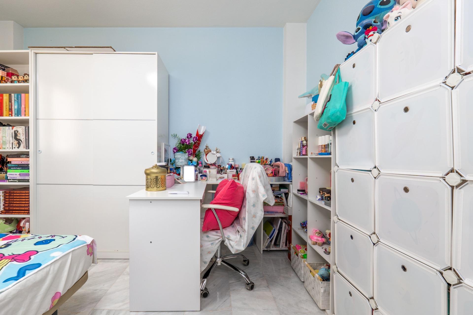 ¡MAGNIFICA CASA UNIFAMILIAR ADOSADA EN LOMALINDA, OGIJARES! - foto 33