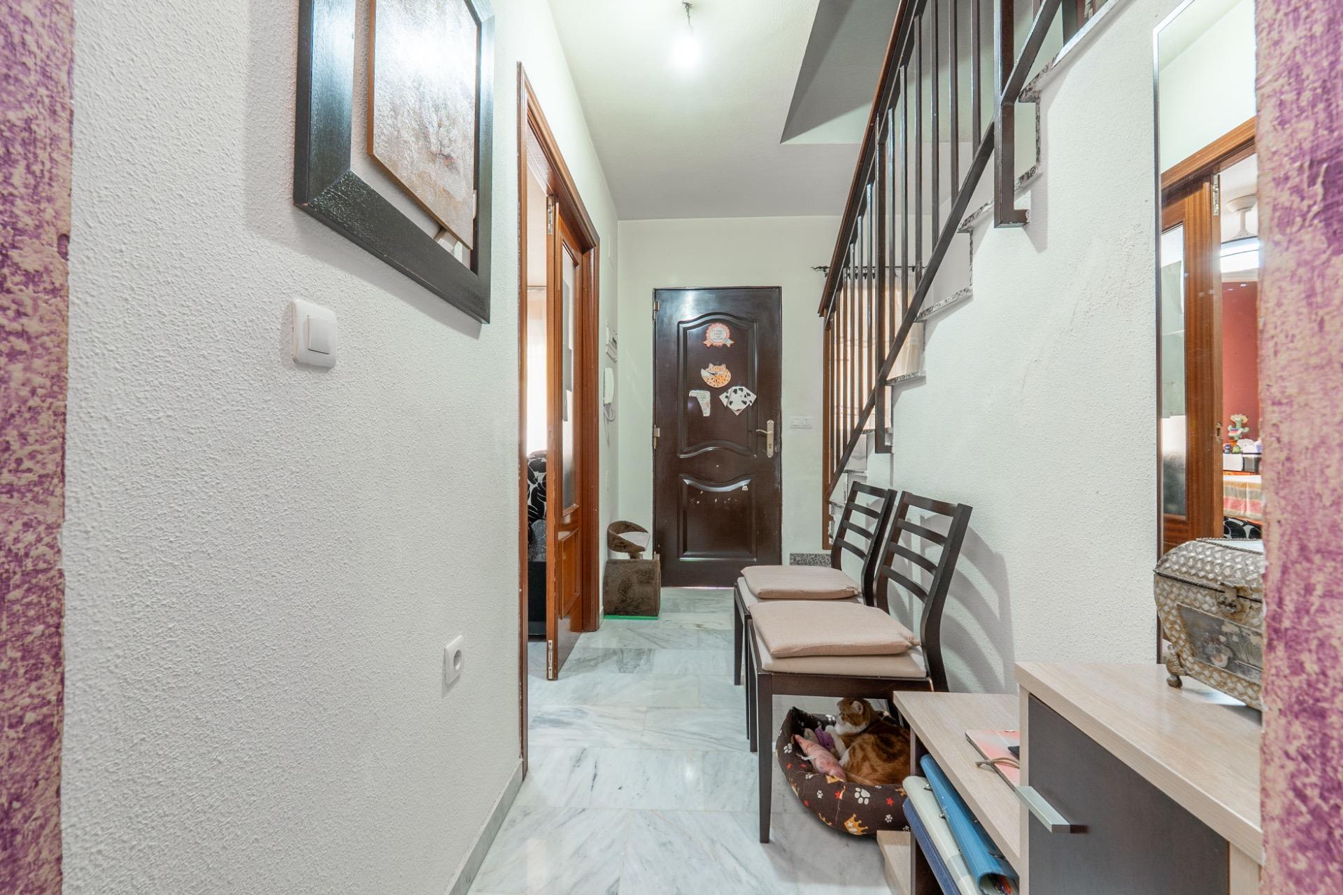¡MAGNIFICA CASA UNIFAMILIAR ADOSADA EN LOMALINDA, OGIJARES! - foto 39