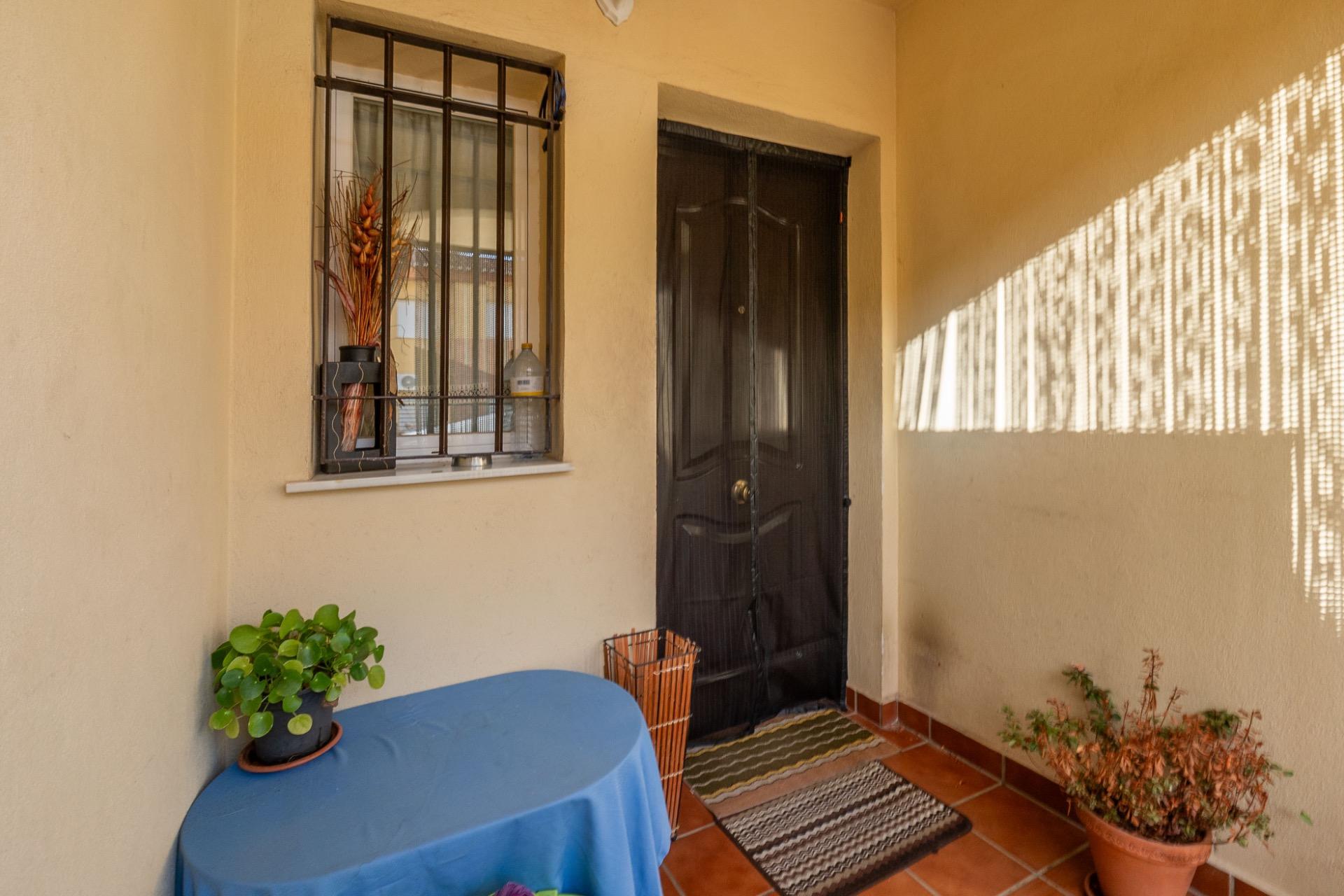 ¡MAGNIFICA CASA UNIFAMILIAR ADOSADA EN LOMALINDA, OGIJARES! - foto 5