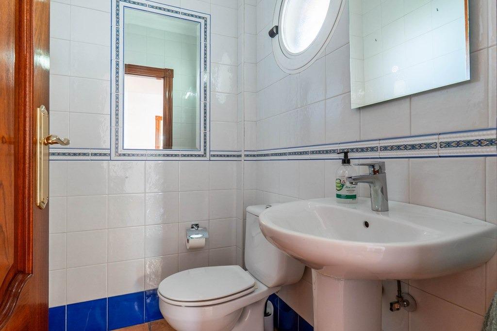 Espectacular casa en Nueva Otura - foto 15