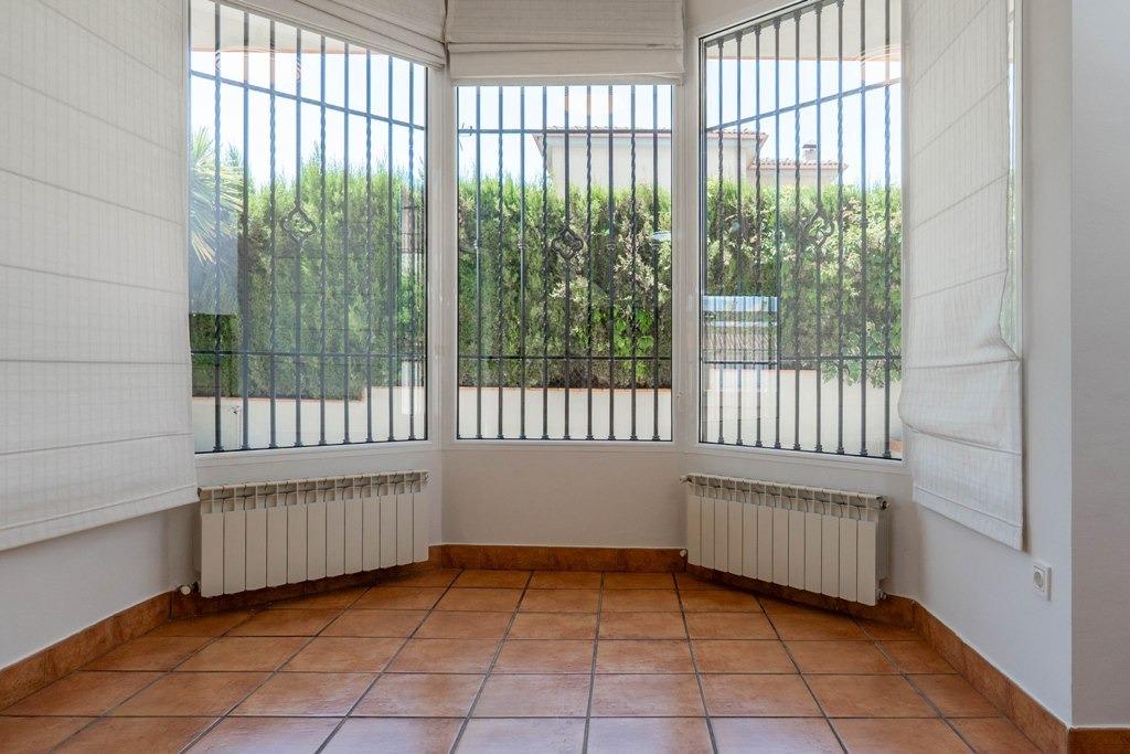 Espectacular casa en Nueva Otura - foto 23