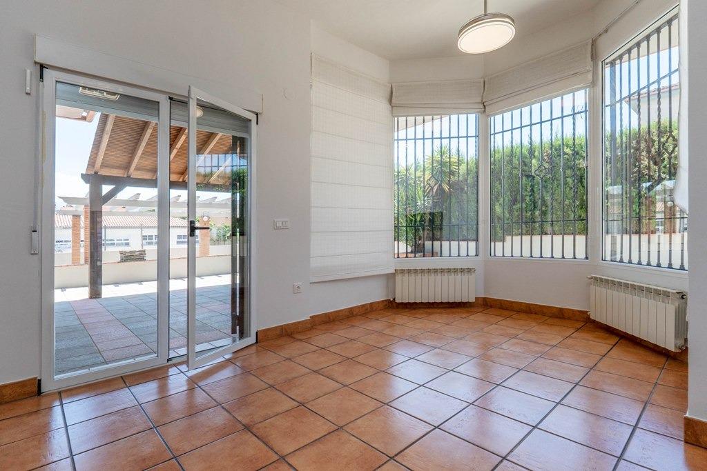 Espectacular casa en Nueva Otura - foto 24