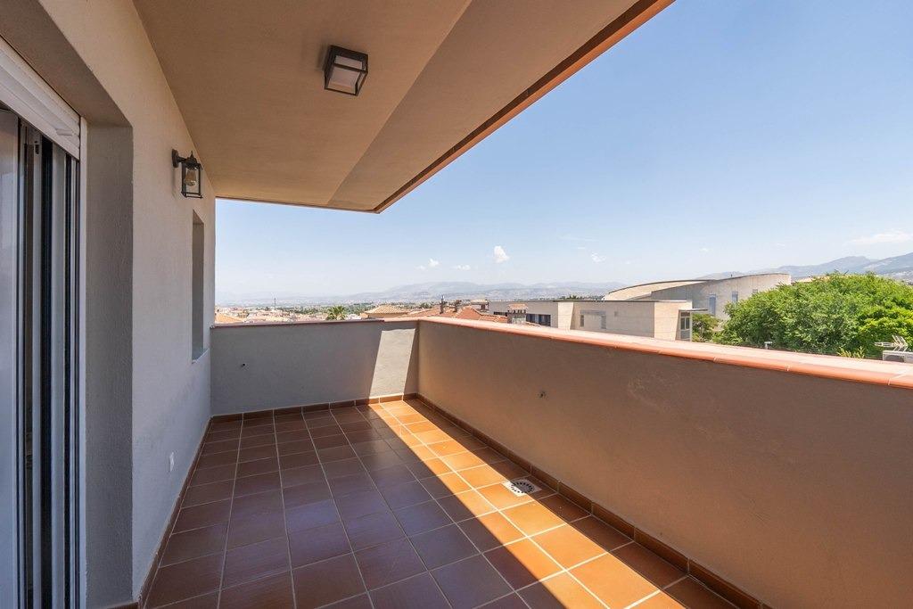 Espectacular casa en Nueva Otura - foto 33